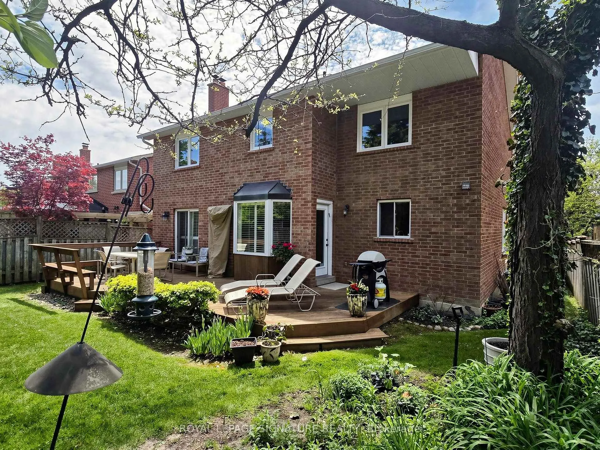 Photo 47 of 41 Prince Edward Boulevard, Markham, Thornlea — HOMEH