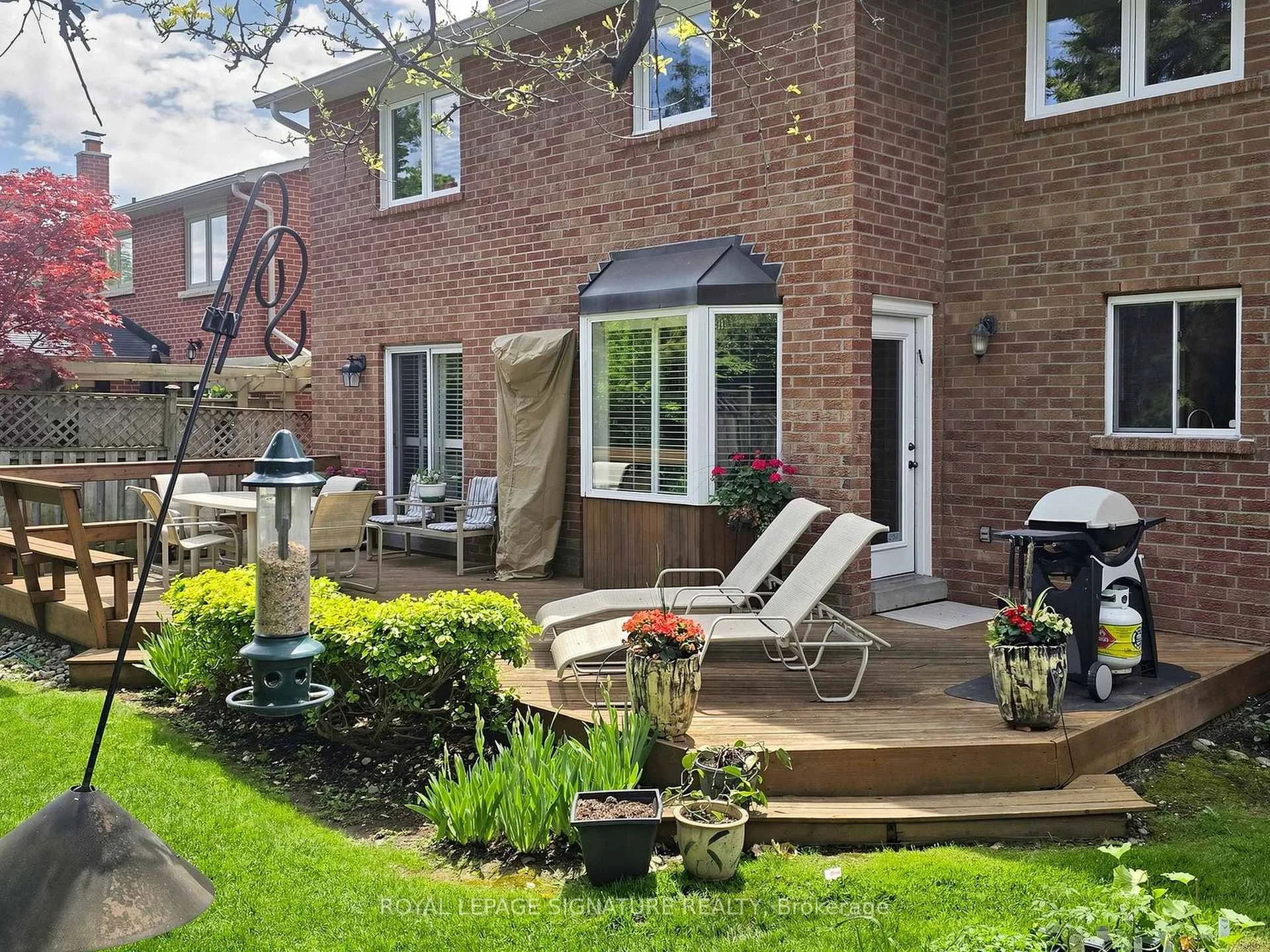 Photo 48 of 41 Prince Edward Boulevard, Markham, Thornlea — HOMEH