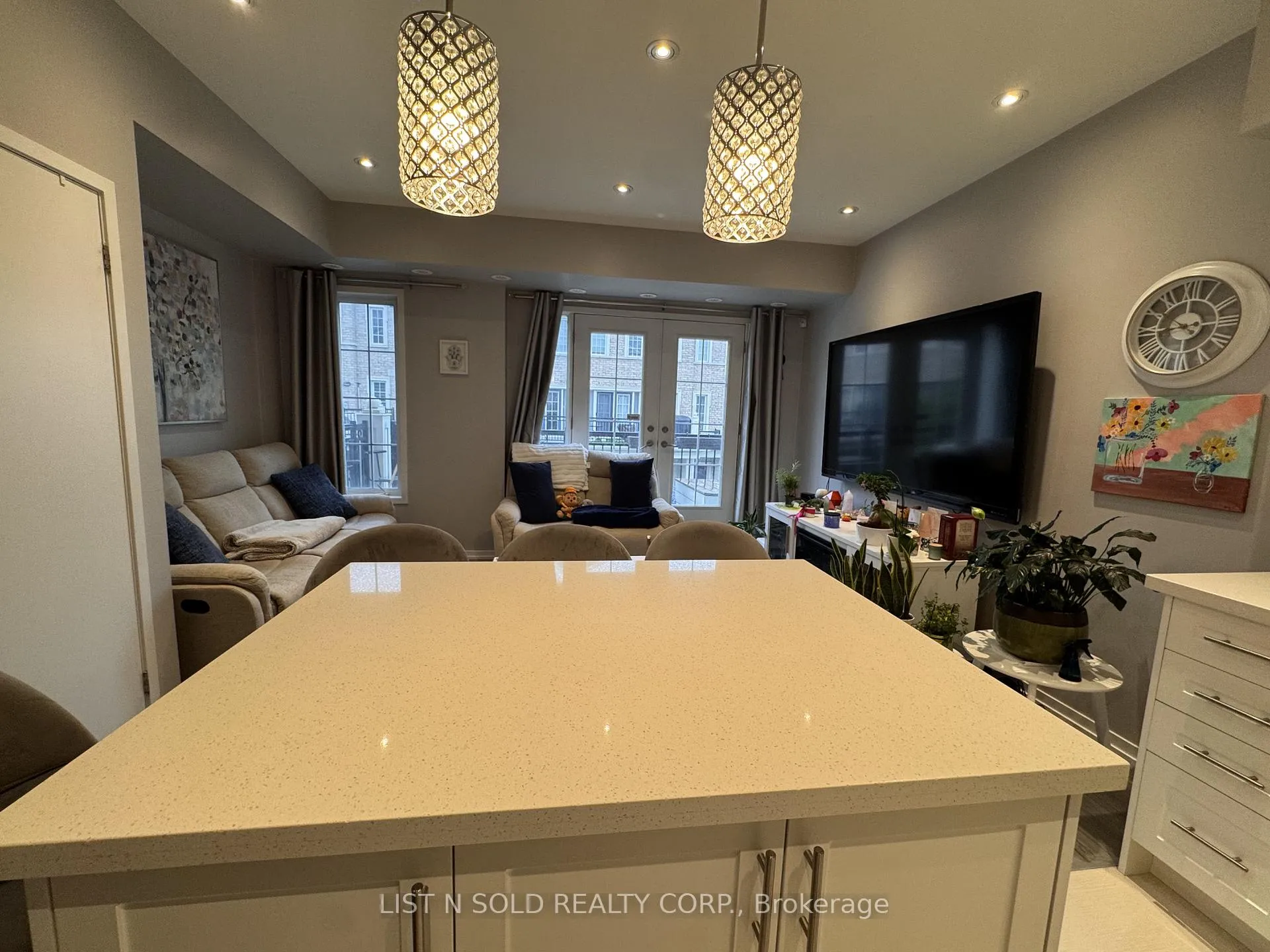 Photo 9 of Unit A15, 26 Bruce Street, Vaughan, East Woodbridge — HOMEH