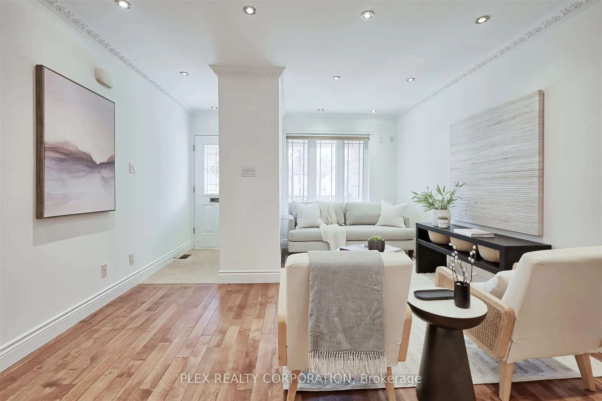 Photo 7 of 192 Coxwell Avenue, Toronto, Greenwood-Coxwell — HOMEH