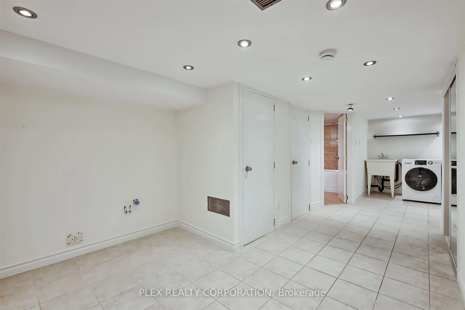 Photo 30 of 192 Coxwell Avenue, Toronto, Greenwood-Coxwell — HOMEH