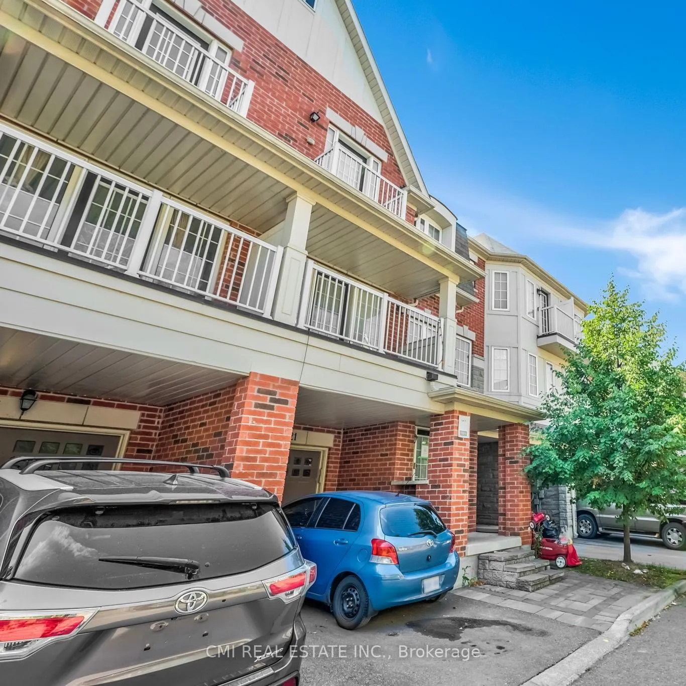 Photo 2 of 21 Kayak Heights, Brampton, Heart Lake East — HOMEH