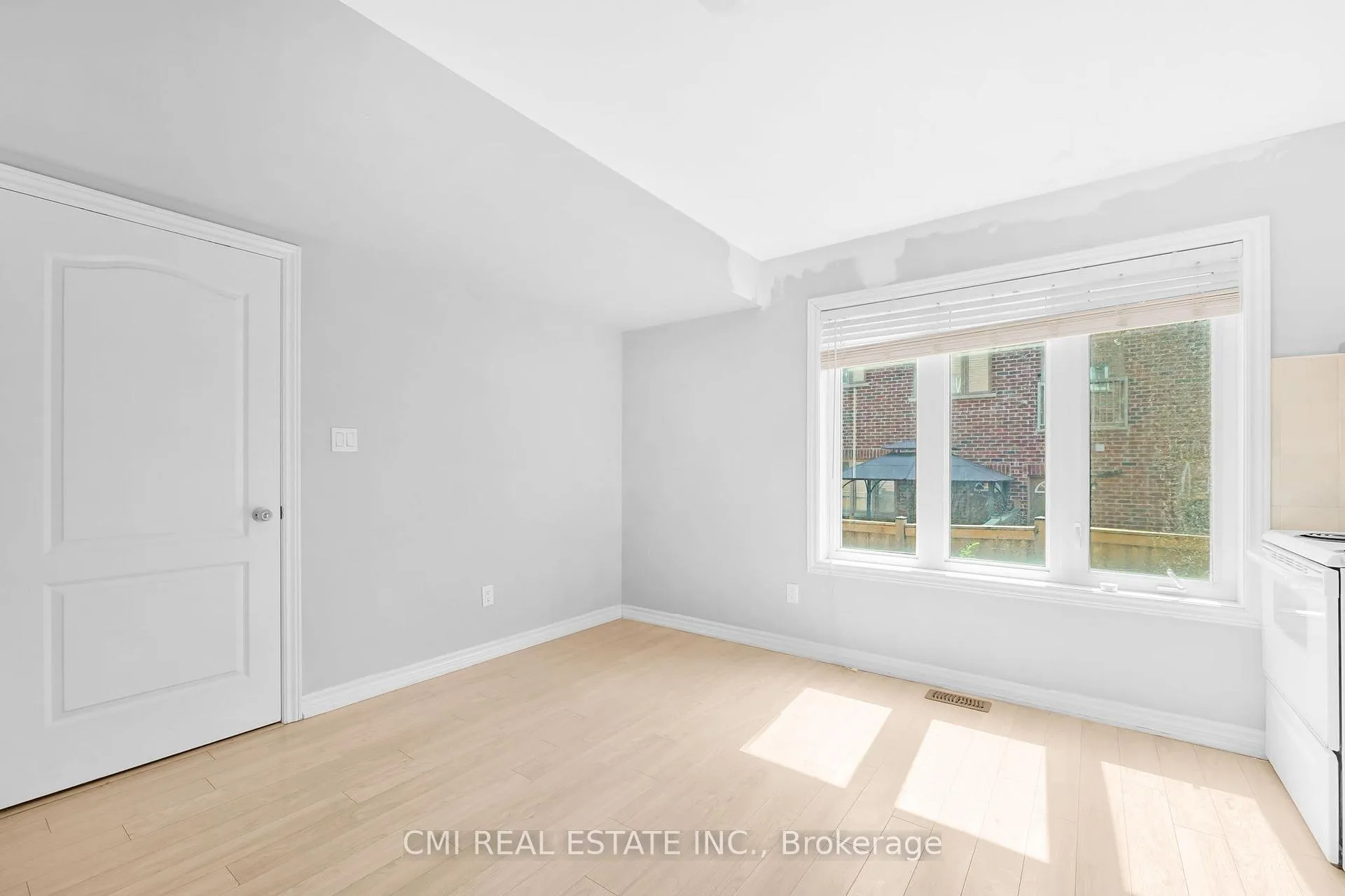 Photo 6 of 21 Kayak Heights, Brampton, Heart Lake East — HOMEH