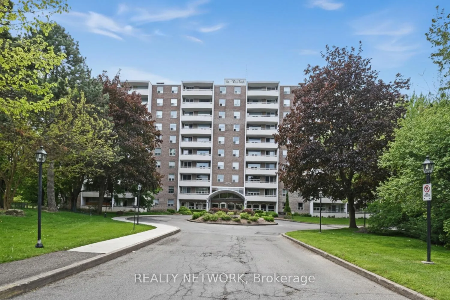 Front of Unit 812, 365 Geneva Street