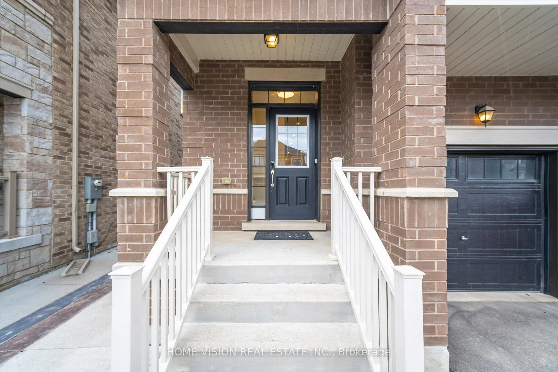 Photo 2 of 20 Hubbell Road, Brampton, Bram West — HOMEH