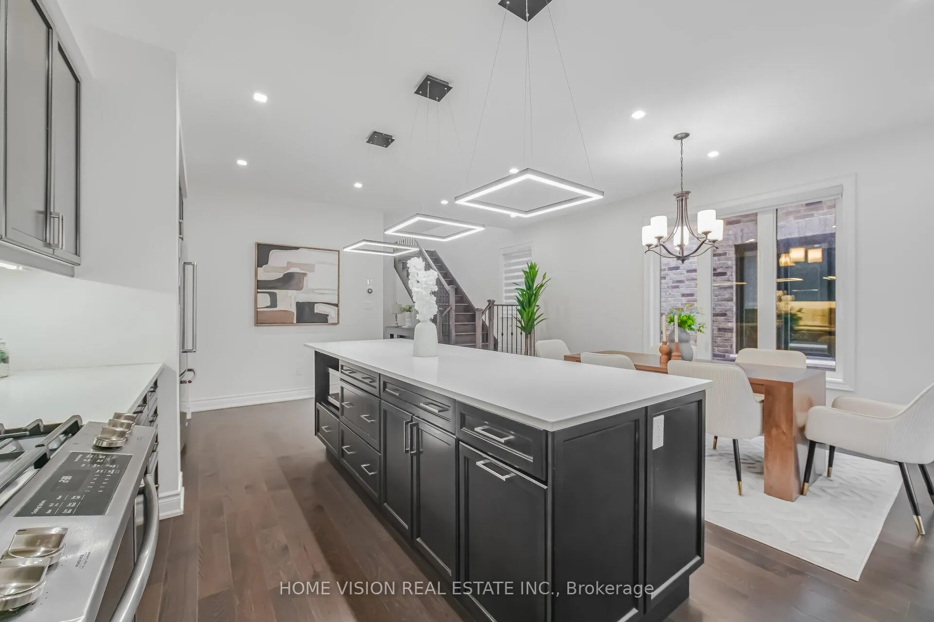 Photo 9 of 20 Hubbell Road, Brampton, Bram West — HOMEH