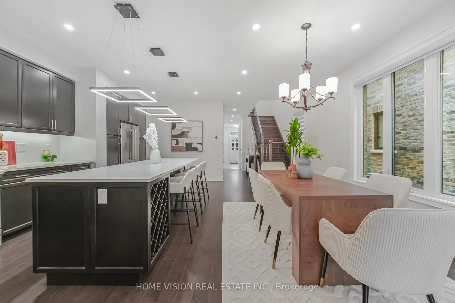 Photo 12 of 20 Hubbell Road, Brampton, Bram West — HOMEH