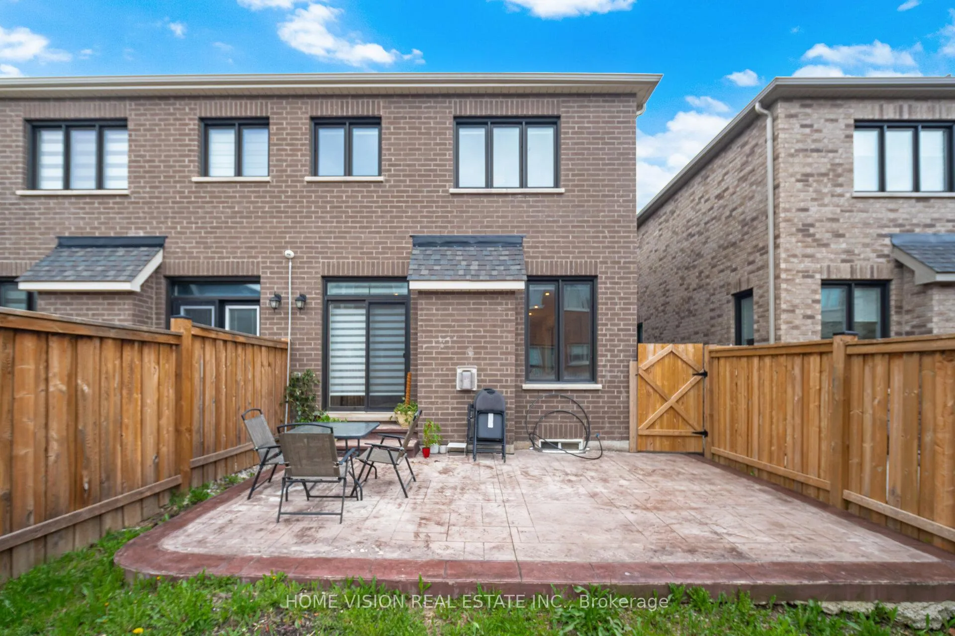 Photo 41 of 20 Hubbell Road, Brampton, Bram West — HOMEH