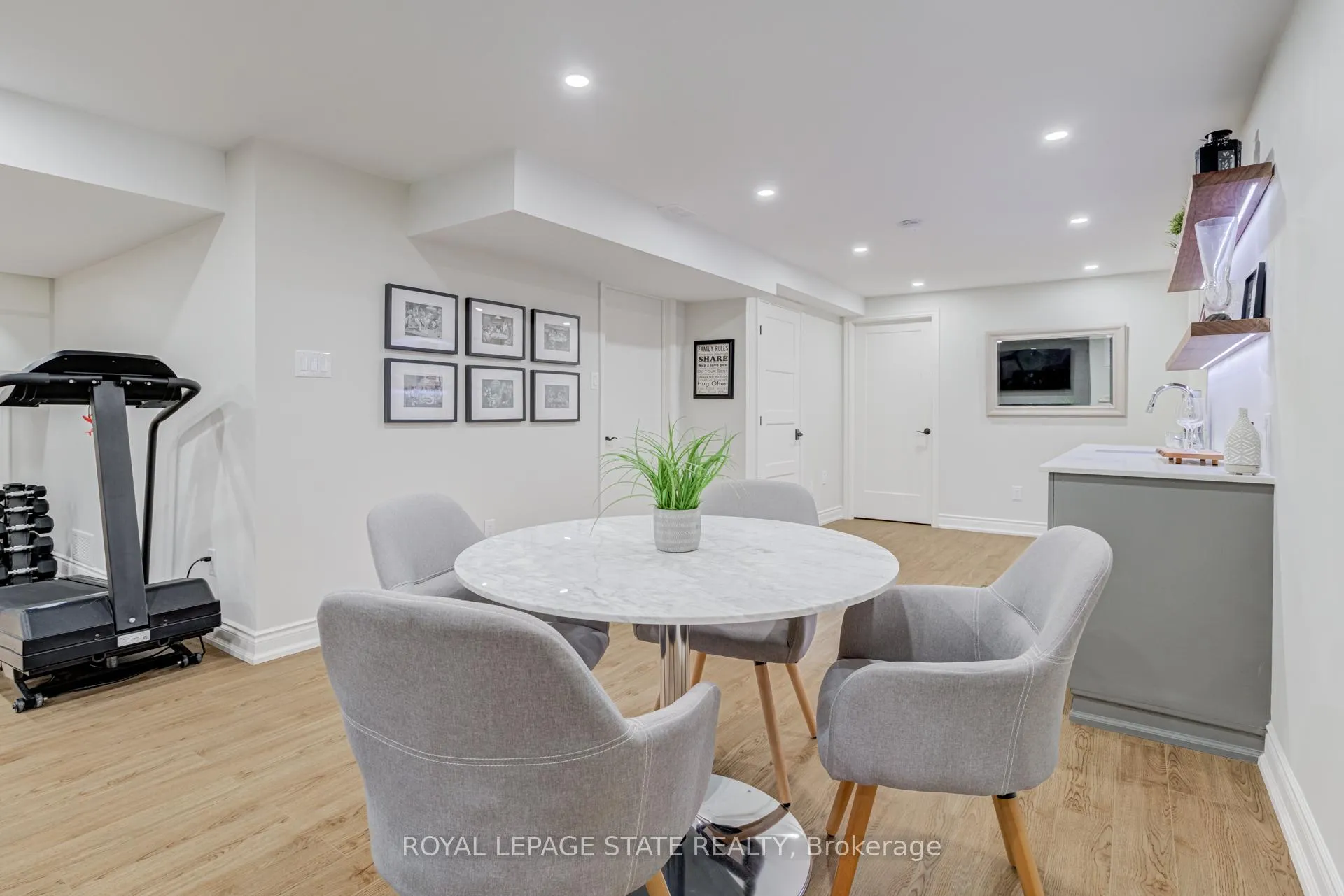 Photo 36 of 12 Nicosia Road, Hamilton, Mount Hope — HOMEH