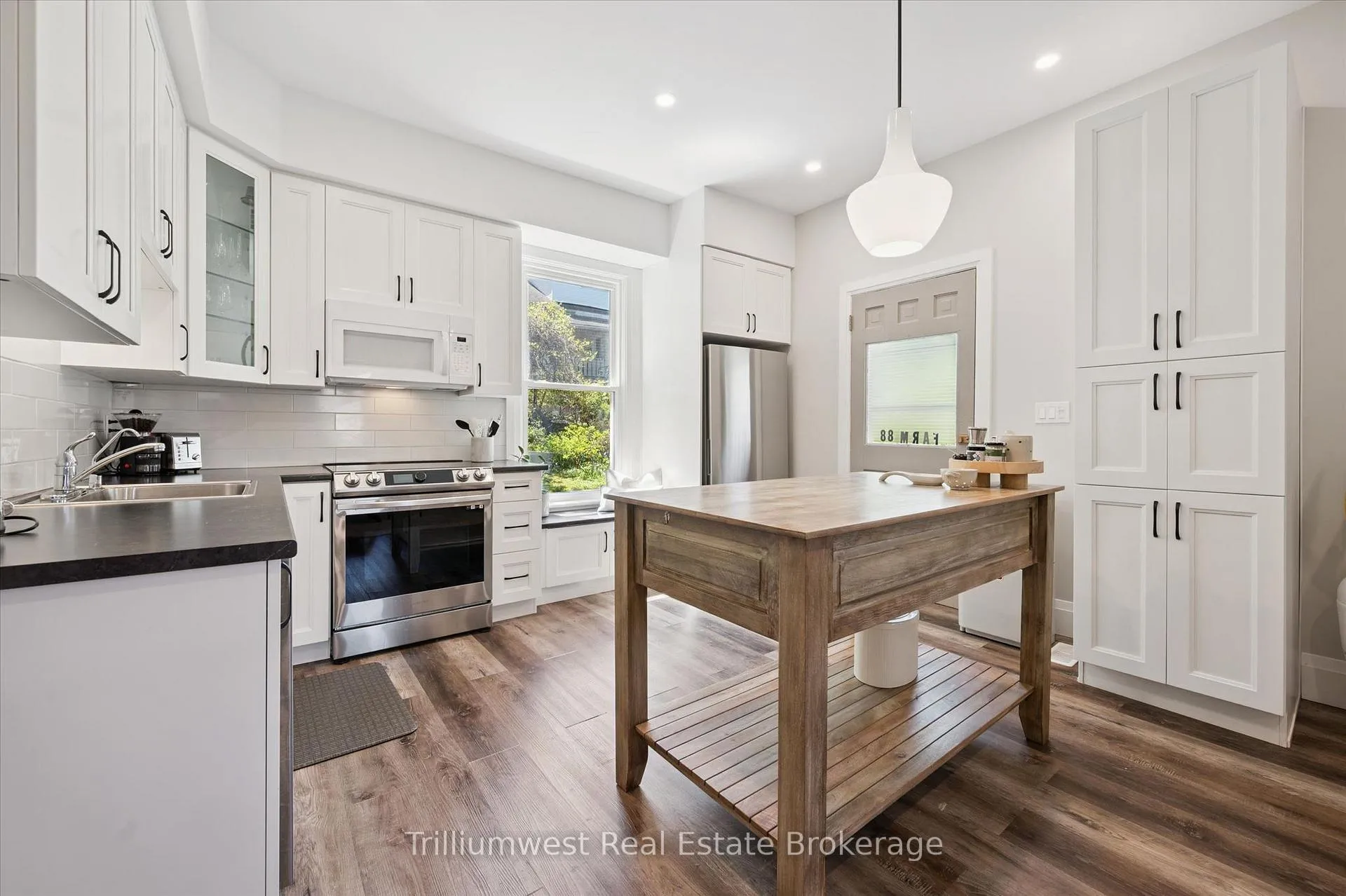 Photo 15 of 88 Dufferin Street, Guelph, Exhibition Park — HOMEH