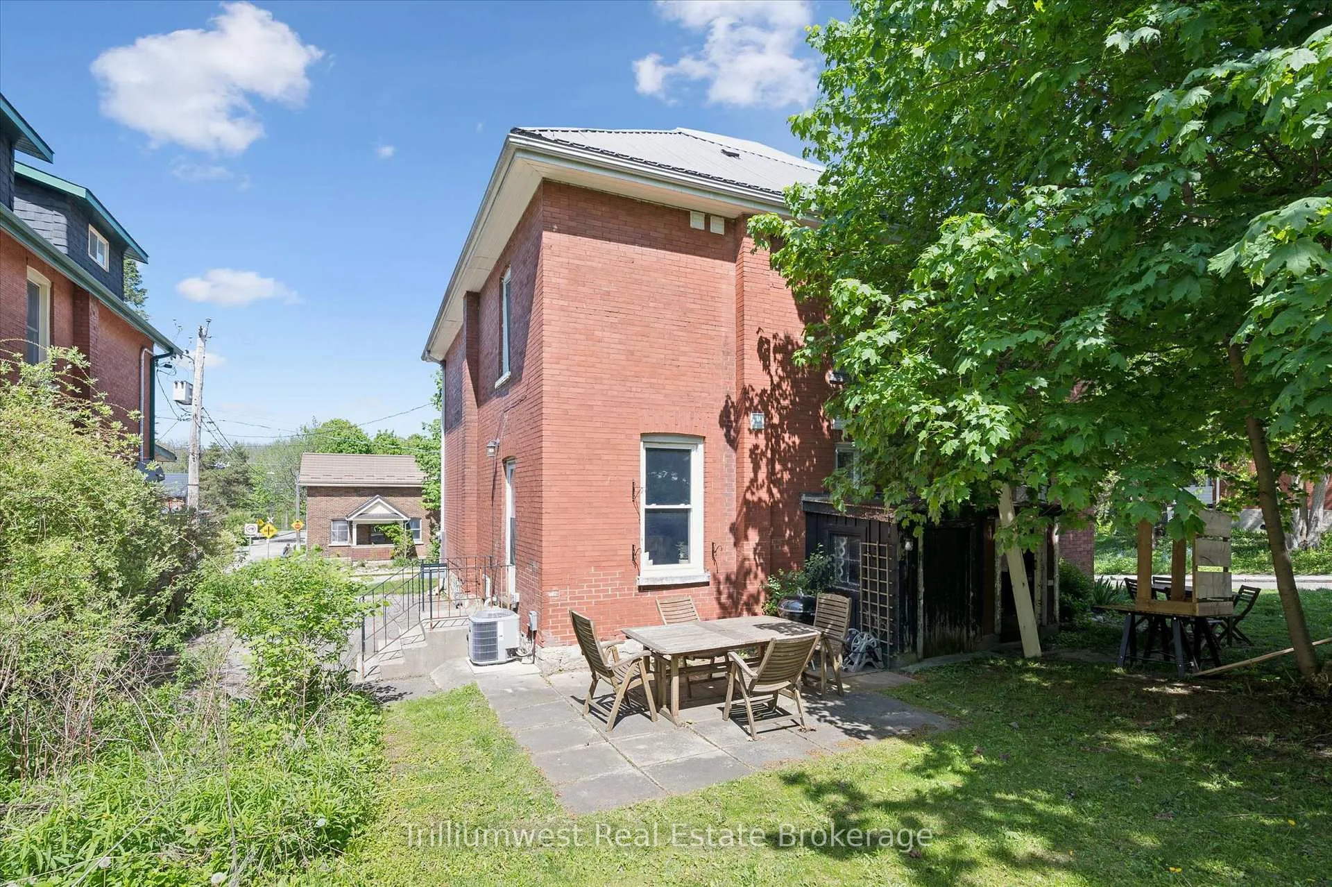 Photo 36 of 88 Dufferin Street, Guelph, Exhibition Park — HOMEH