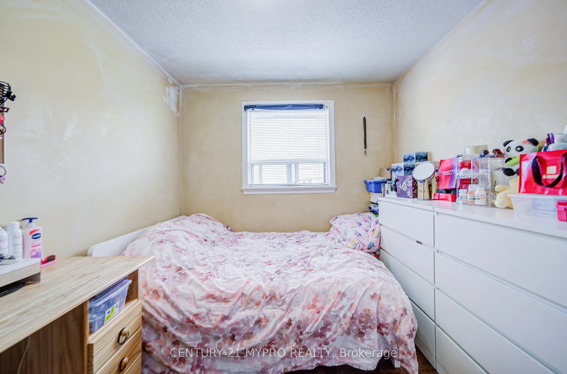 Photo 29 of 211 Bellwoods Avenue, Toronto, Trinity-Bellwoods — HOMEH