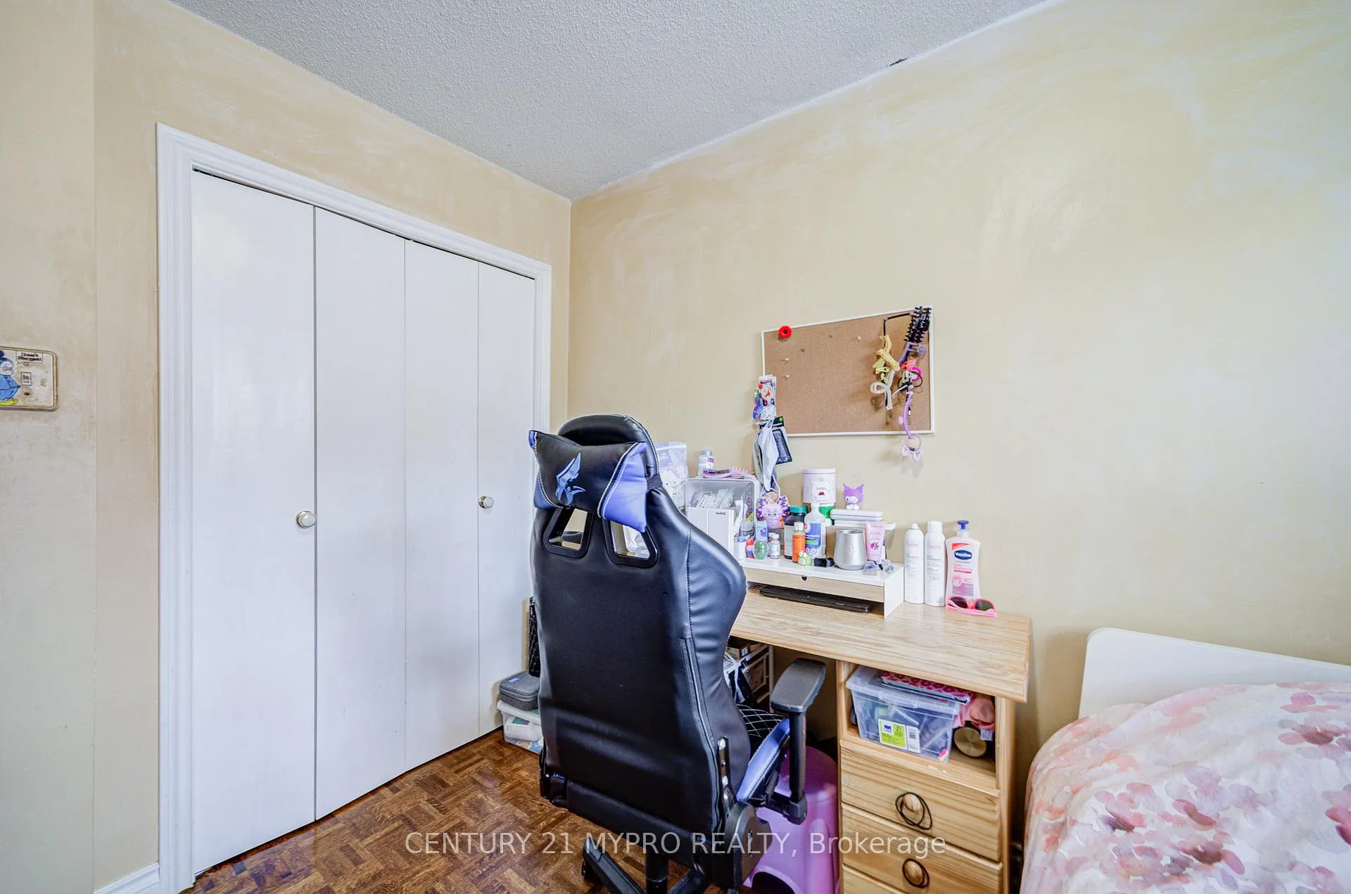 Photo 30 of 211 Bellwoods Avenue, Toronto, Trinity-Bellwoods — HOMEH