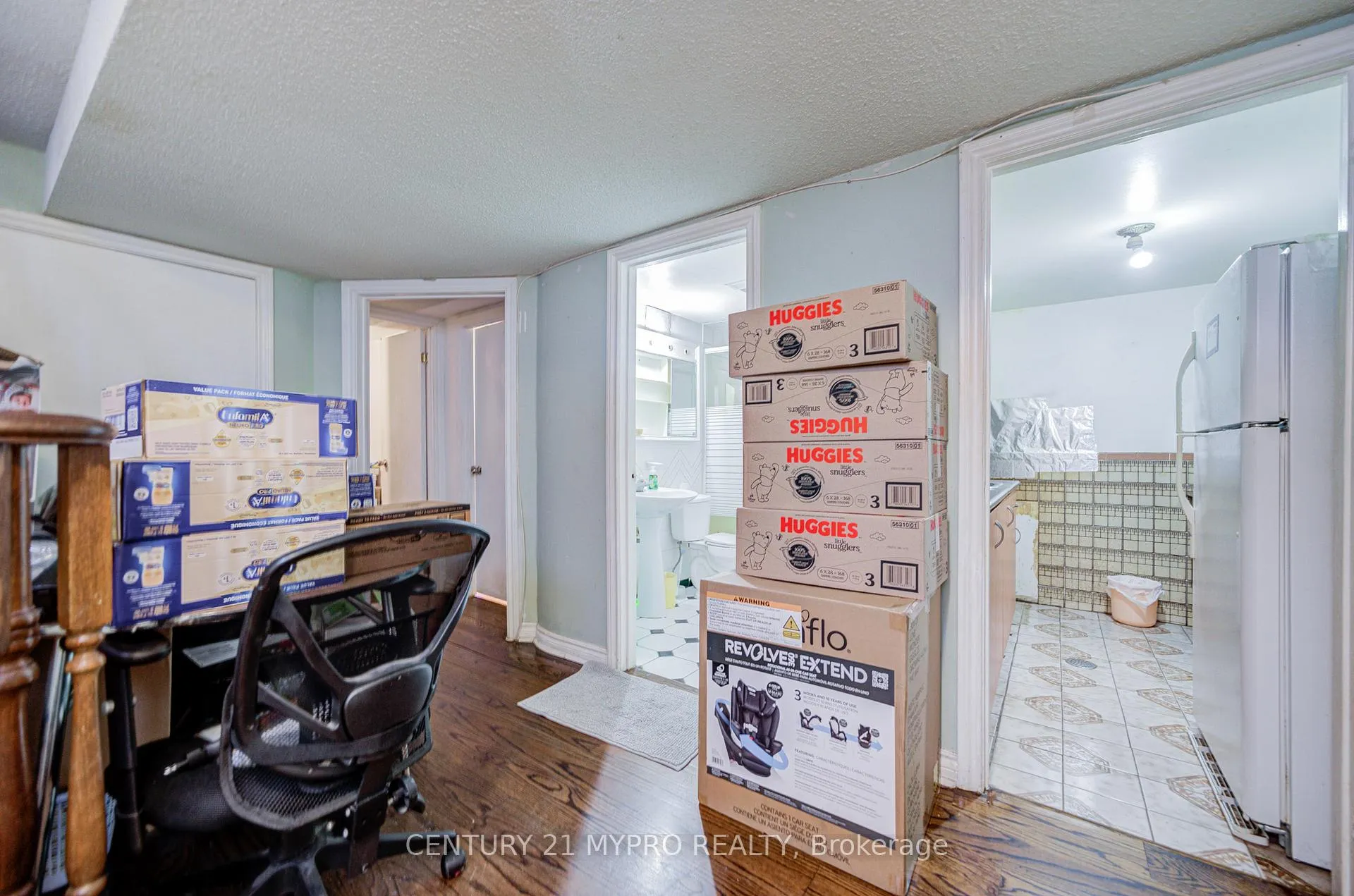 Photo 40 of 211 Bellwoods Avenue, Toronto, Trinity-Bellwoods — HOMEH