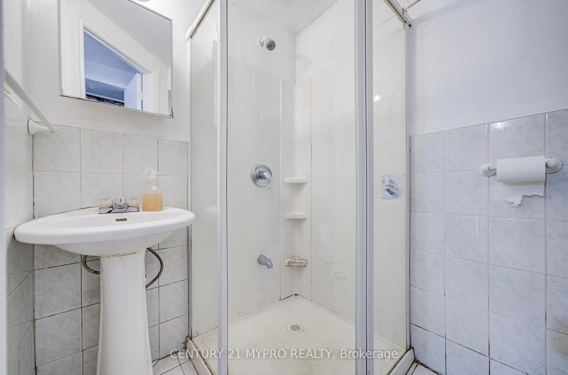 Photo 43 of 211 Bellwoods Avenue, Toronto, Trinity-Bellwoods — HOMEH