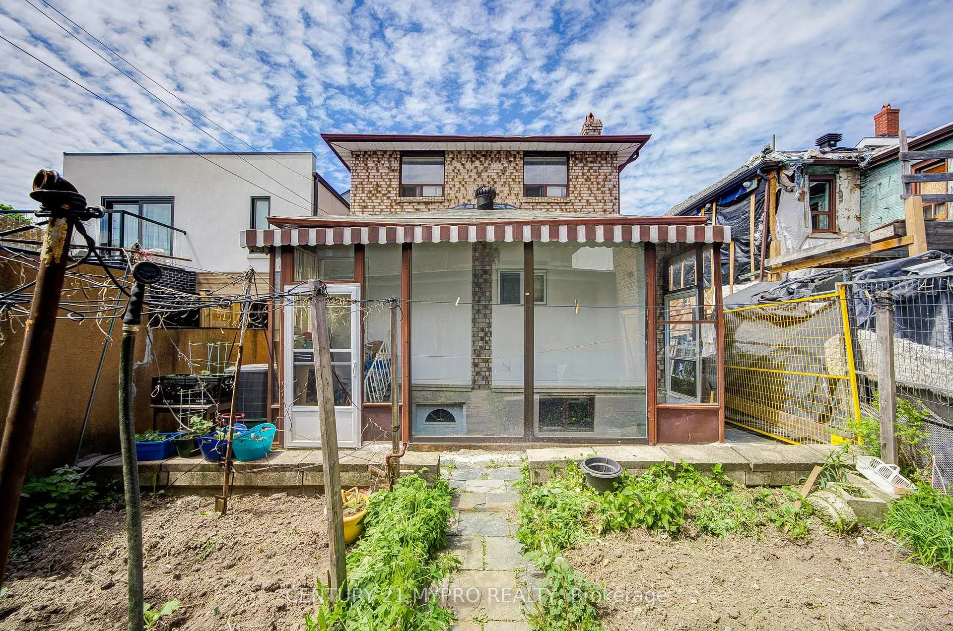 Photo 46 of 211 Bellwoods Avenue, Toronto, Trinity-Bellwoods — HOMEH