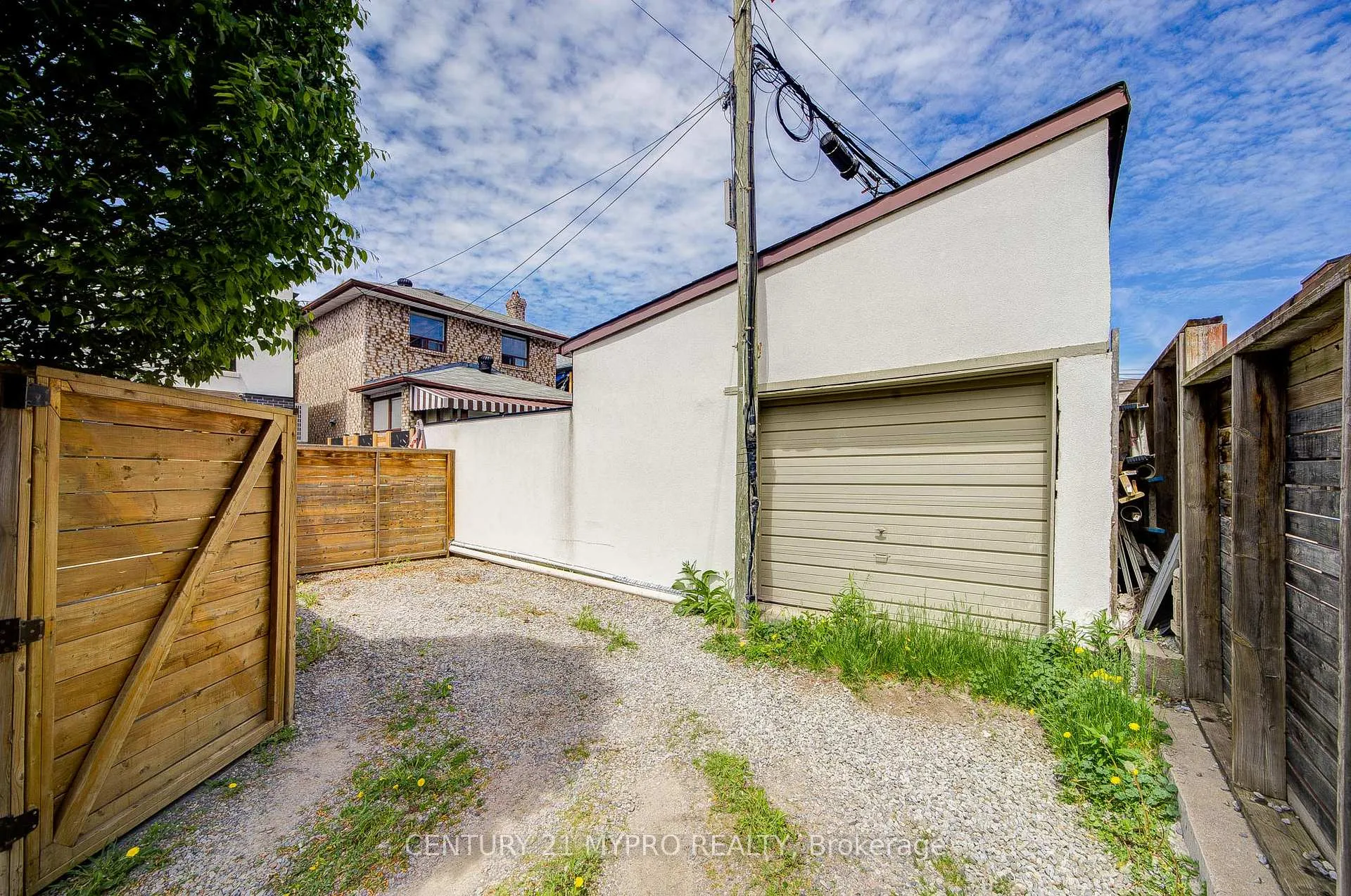 Photo 50 of 211 Bellwoods Avenue, Toronto, Trinity-Bellwoods — HOMEH