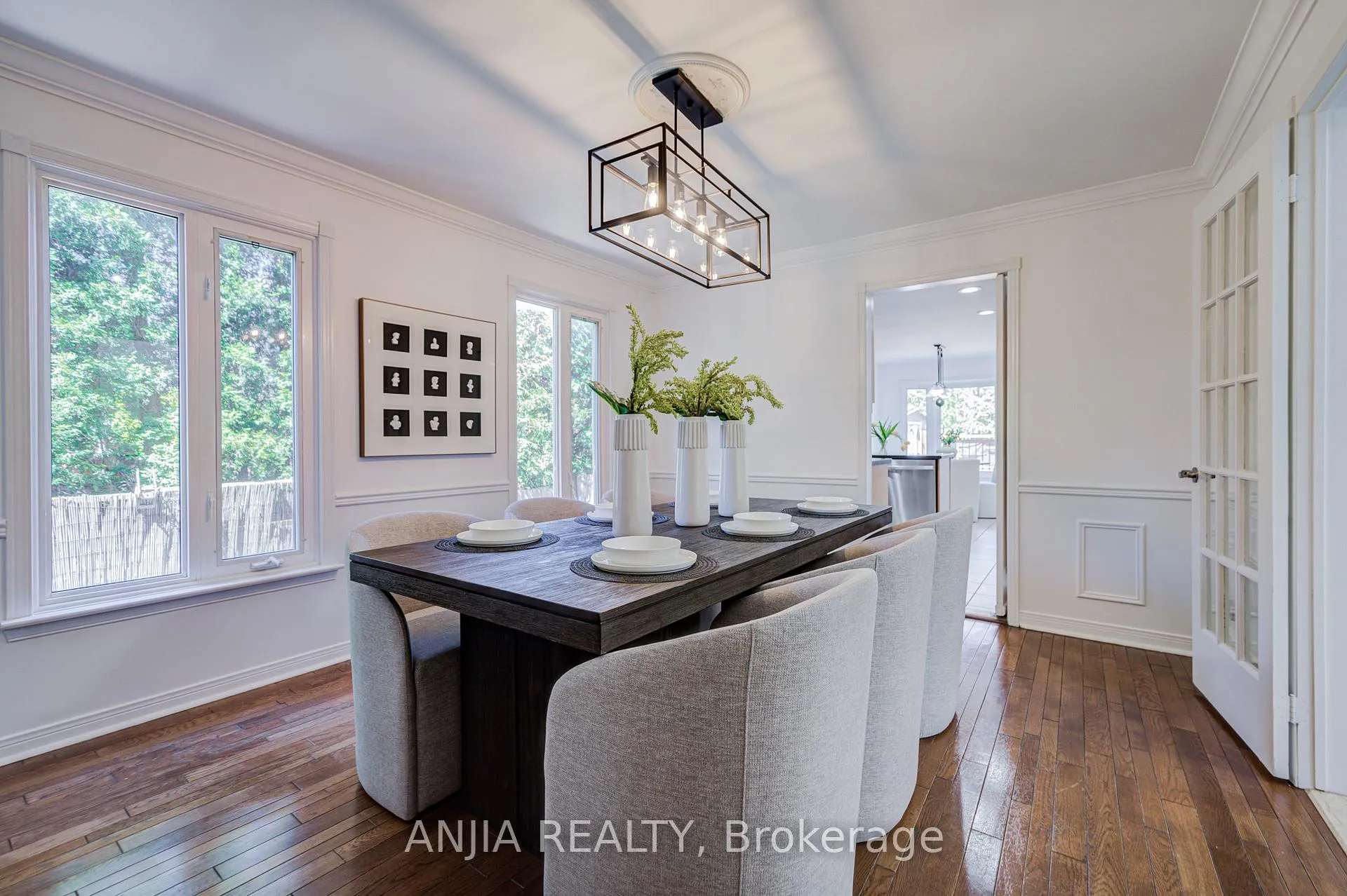Photo 13 of 182 Carlton Road, Markham, Unionville — HOMEH
