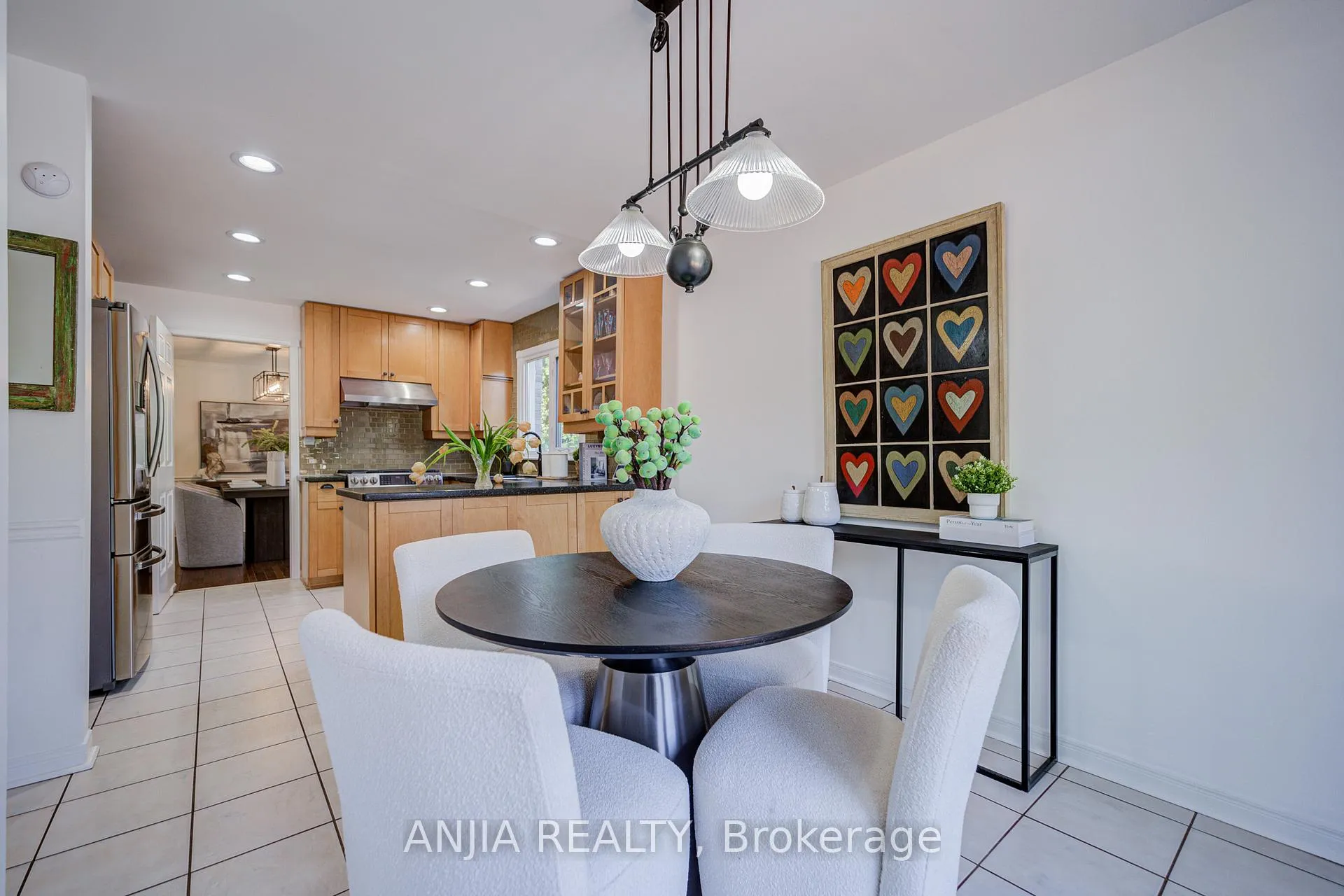 Photo 20 of 182 Carlton Road, Markham, Unionville — HOMEH