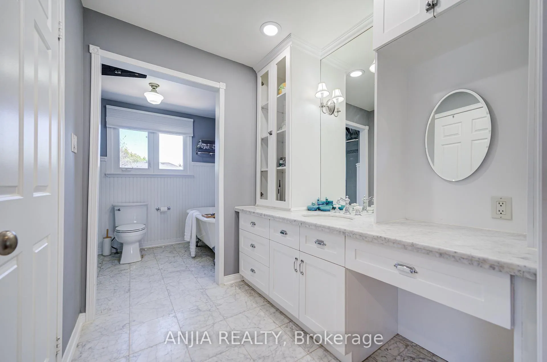 Photo 26 of 182 Carlton Road, Markham, Unionville — HOMEH
