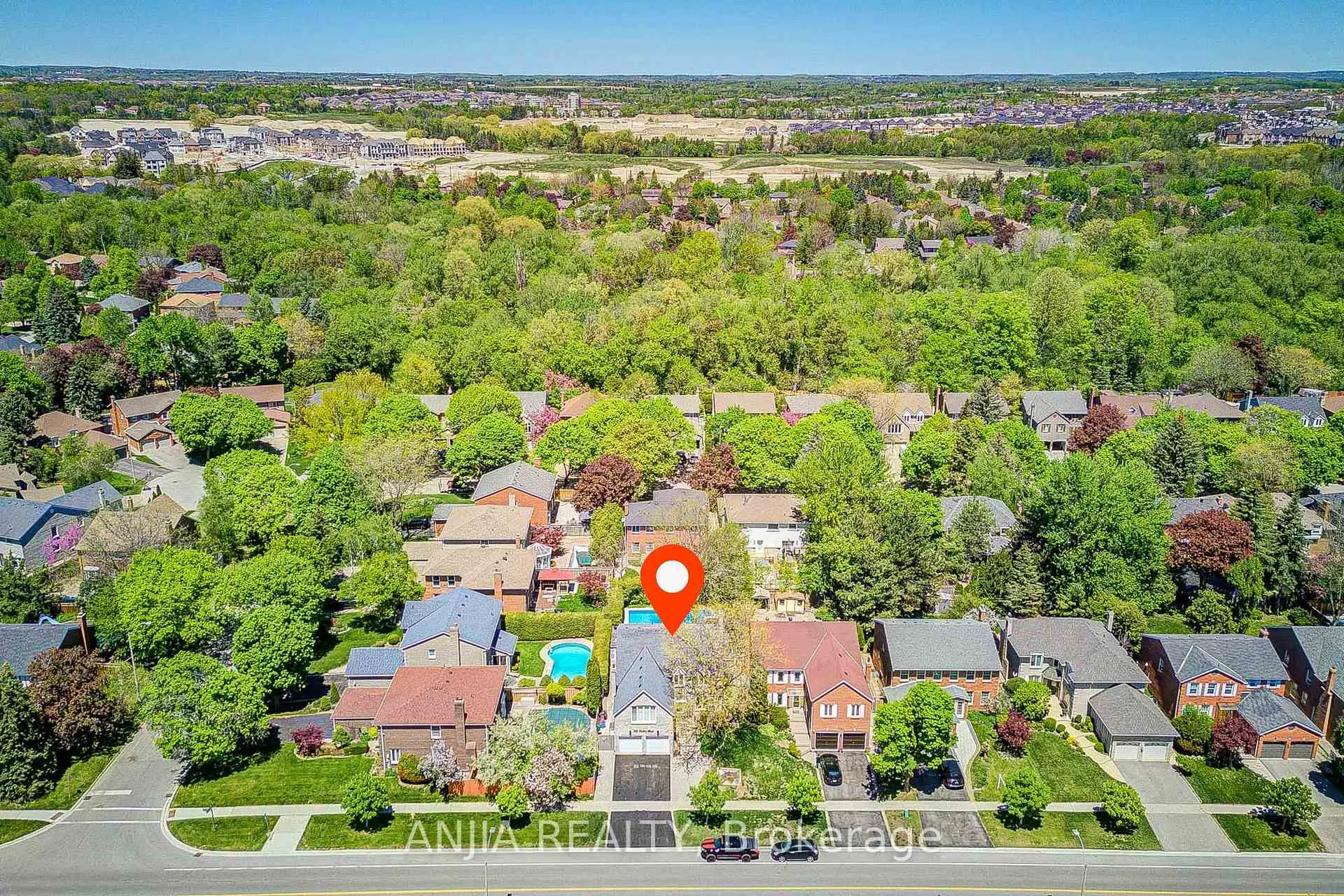 Photo 47 of 182 Carlton Road, Markham, Unionville — HOMEH