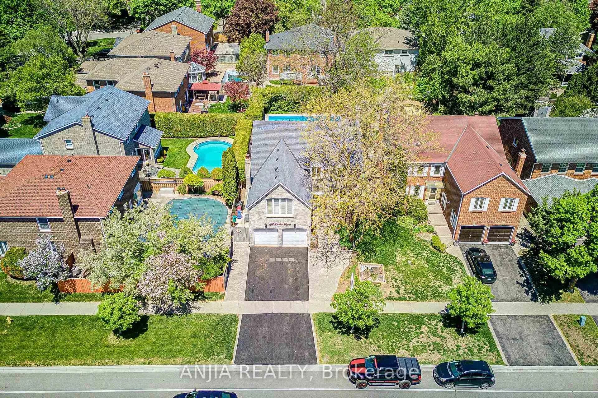 Photo 48 of 182 Carlton Road, Markham, Unionville — HOMEH