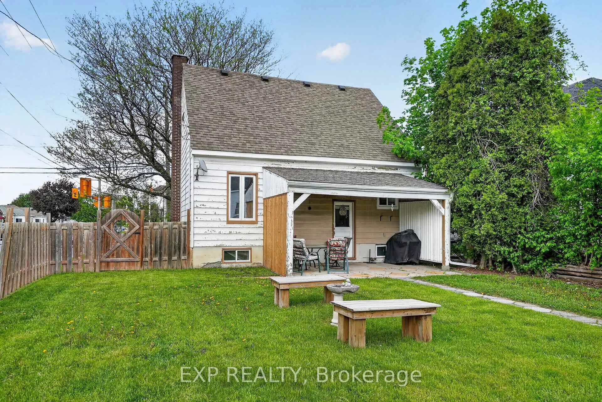 Photo 31 of 1301 Second Street E, Cornwall — HOMEH