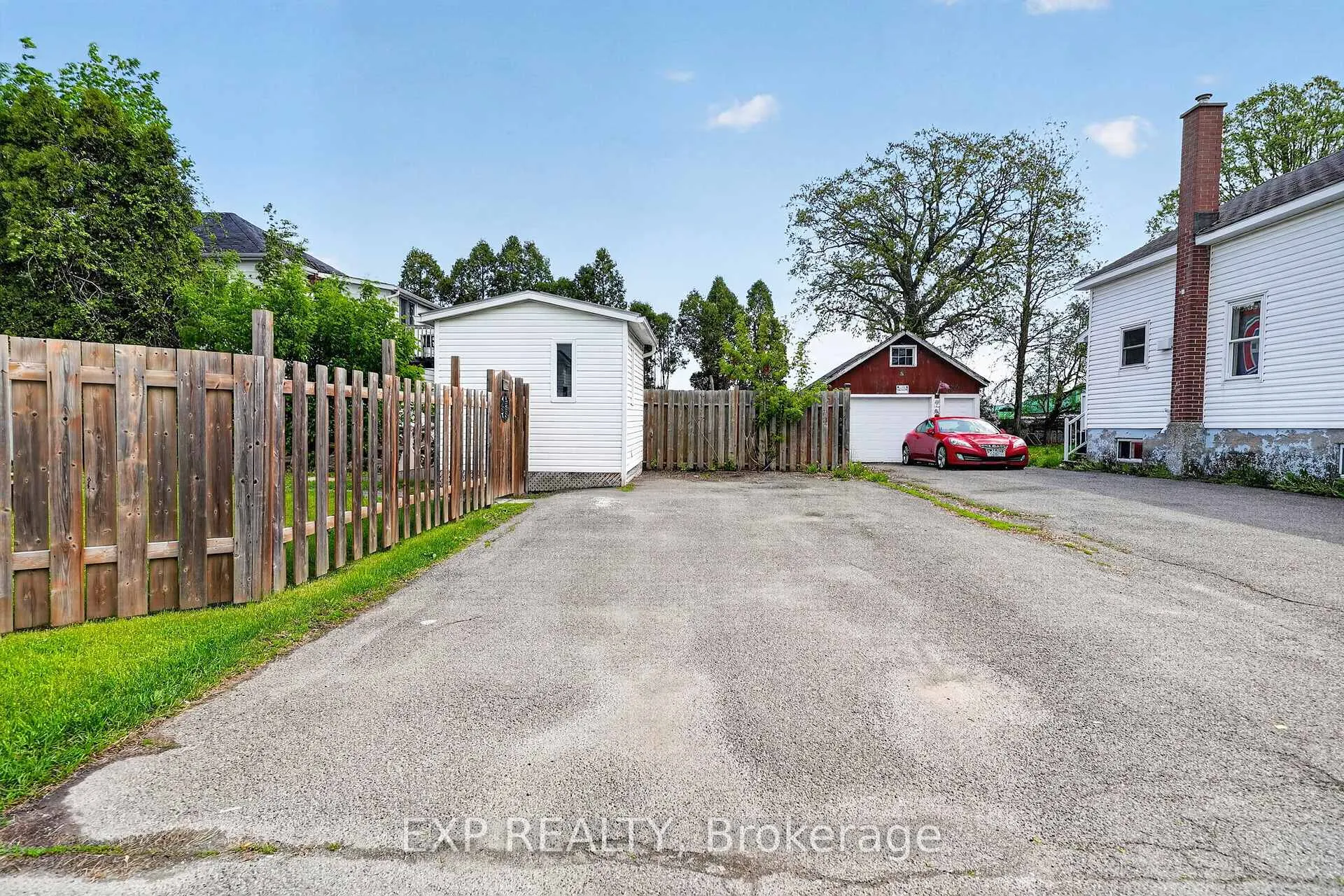 Photo 34 of 1301 Second Street E, Cornwall — HOMEH