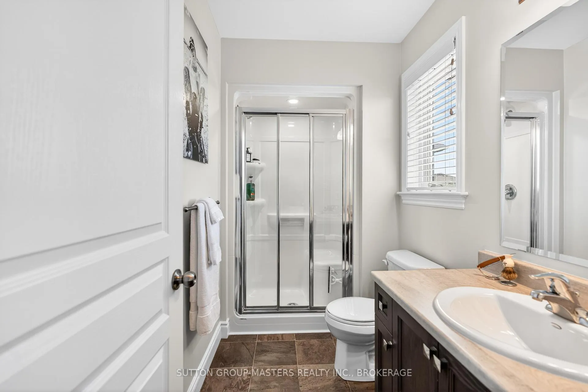 Photo 36 of 124 Hazlett Street, Loyalist, Amherstview — HOMEH