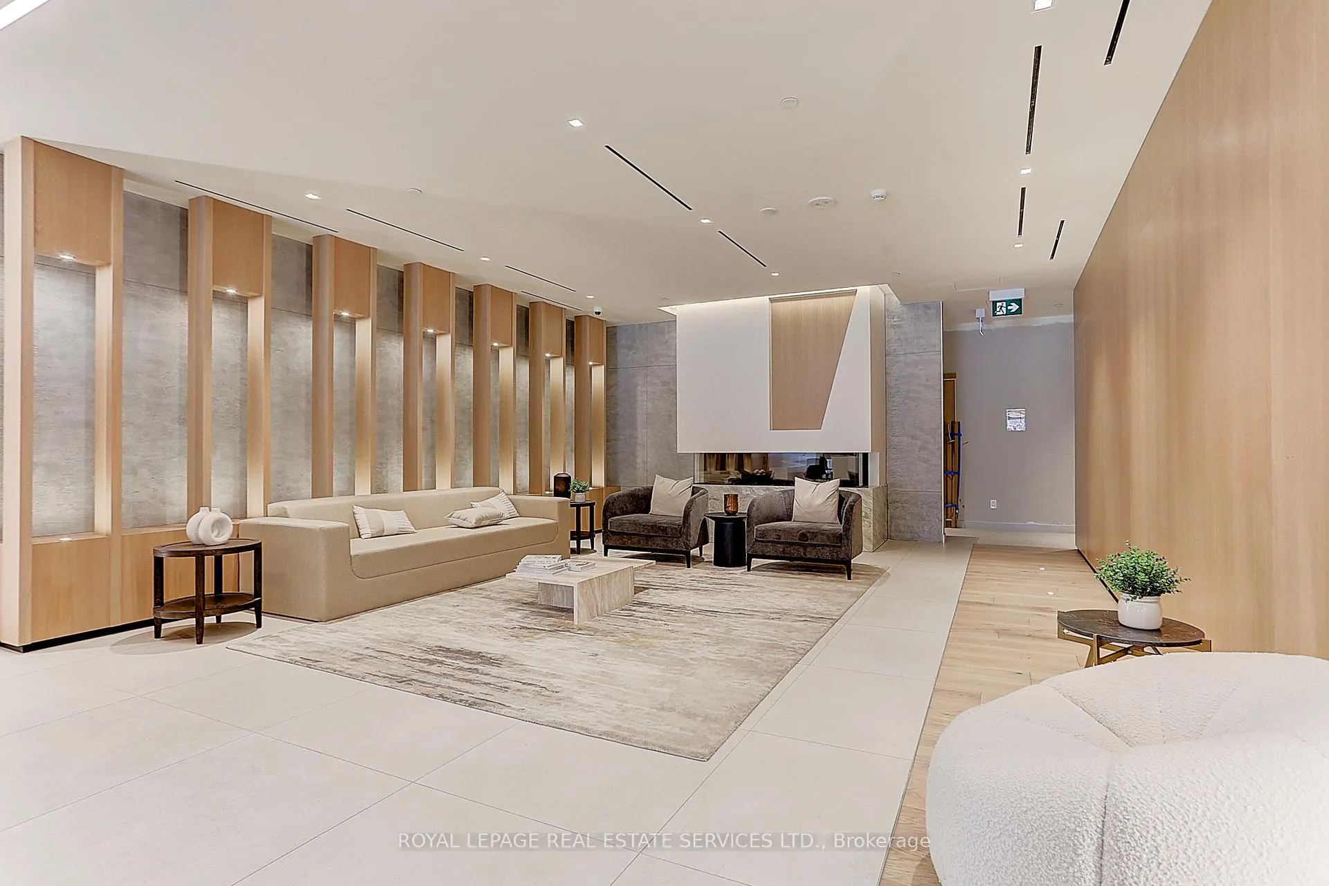 Photo 3 of Unit 3304, 5 Defries Street, Toronto, Regent Park — HOMEH