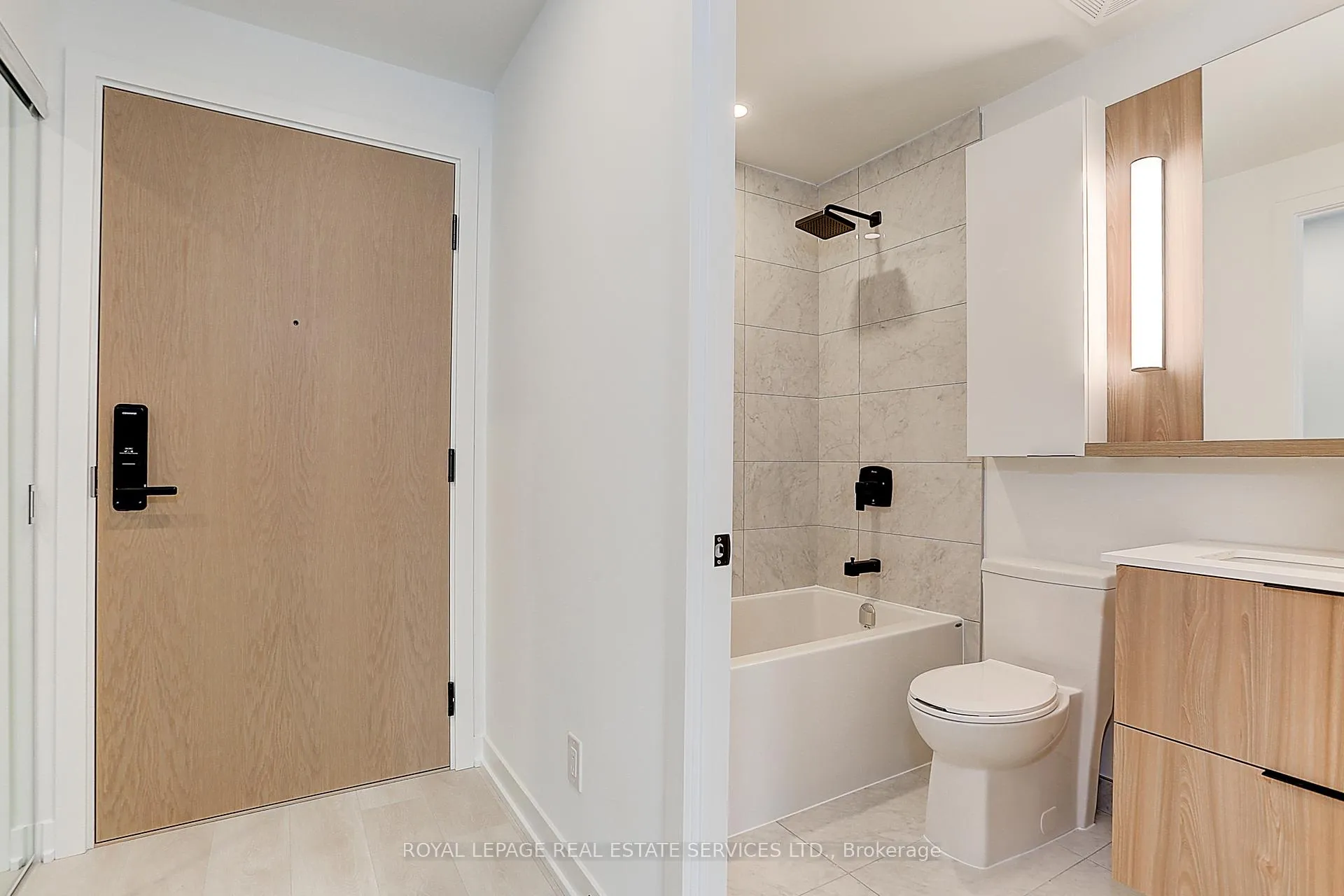 Photo 22 of Unit 3304, 5 Defries Street, Toronto, Regent Park — HOMEH
