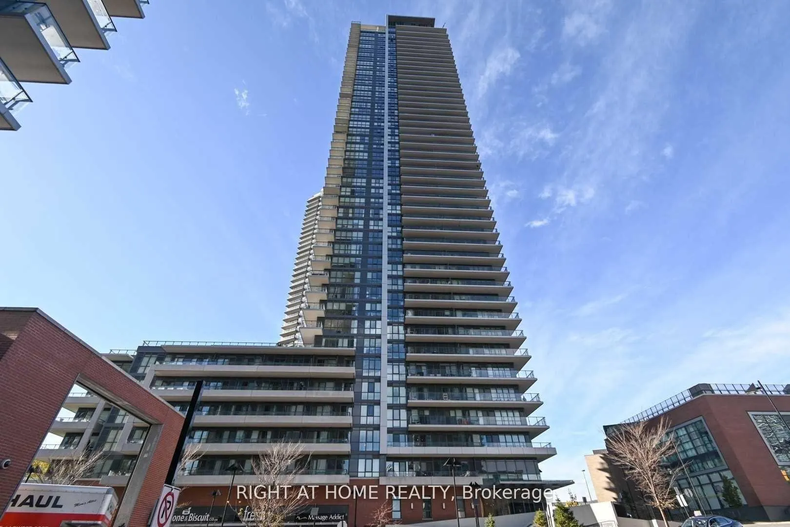 Photo 2 of Unit 314, 10 Park Lawn Road, Etobicoke, Mimico — HOMEH