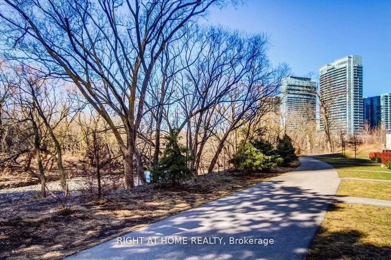 Photo 25 of Unit 314, 10 Park Lawn Road, Etobicoke, Mimico — HOMEH