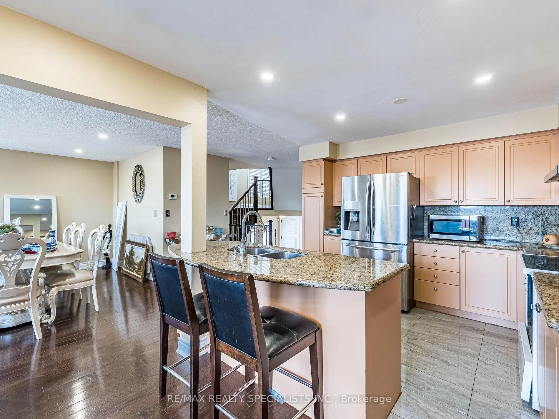 Photo 16 of 85 Forestgrove Circle, Brampton, Heart Lake East — HOMEH