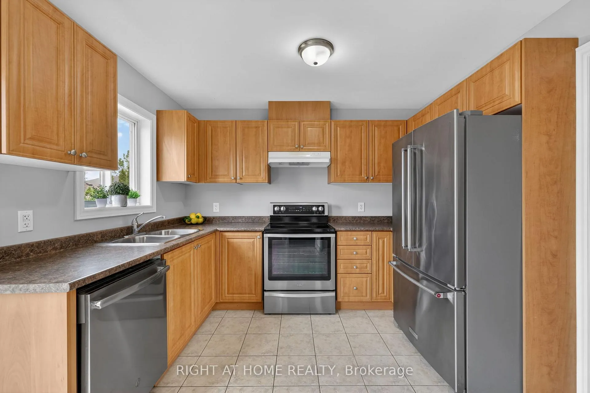 Photo 7 of Unit 84, 800 West Ridge Boulevard, Orillia — HOMEH