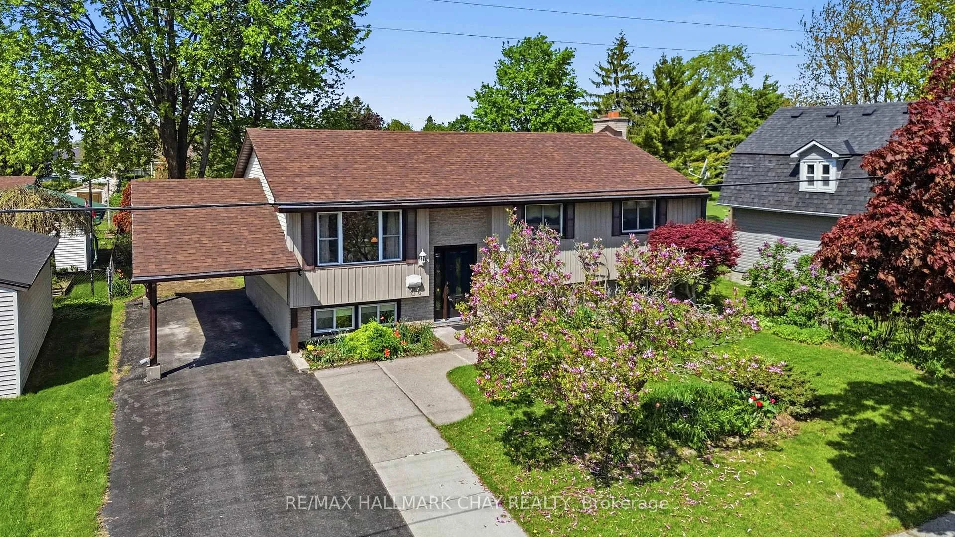 Photo 1 of 108 University Avenue, Belleville, Belleville Ward — HOMEH