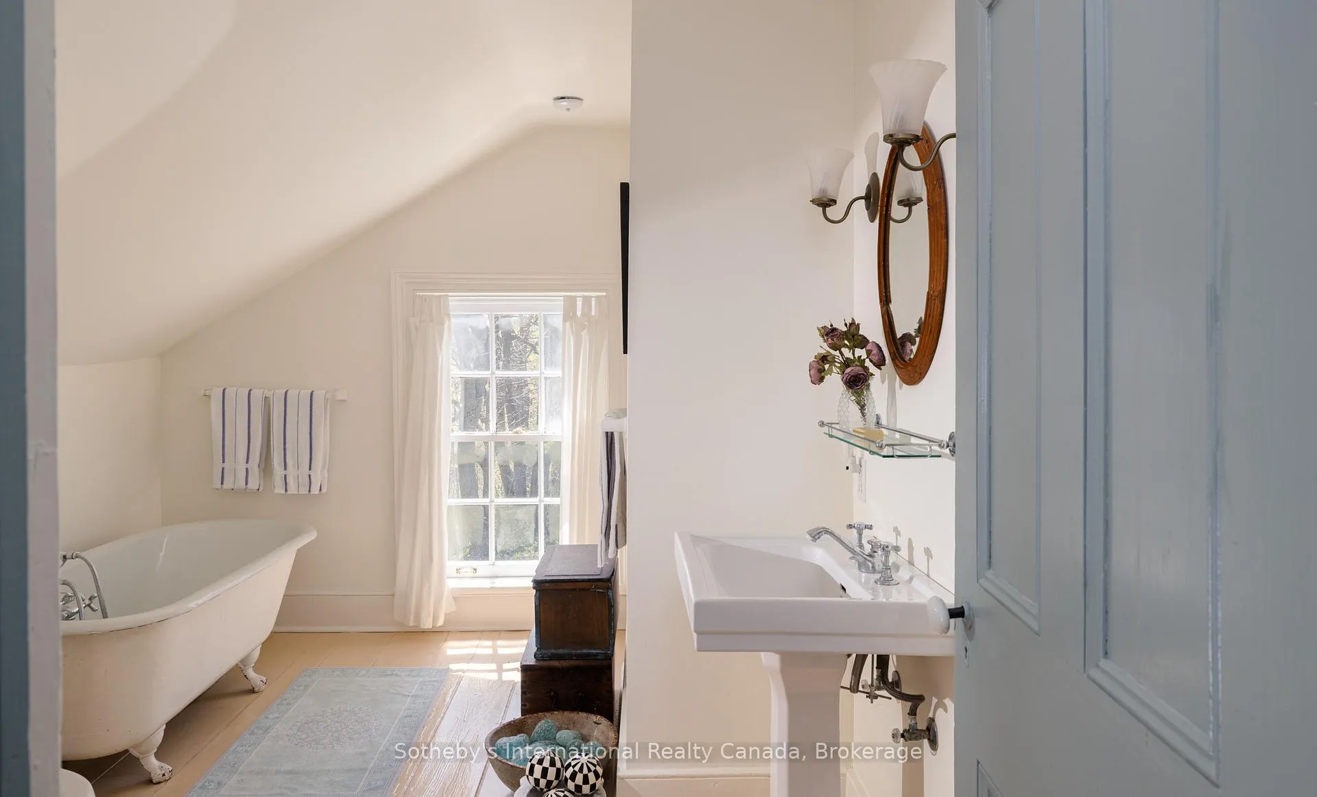 Photo 23 of 47014 Old Mail Road, Grey Highlands — HOMEH