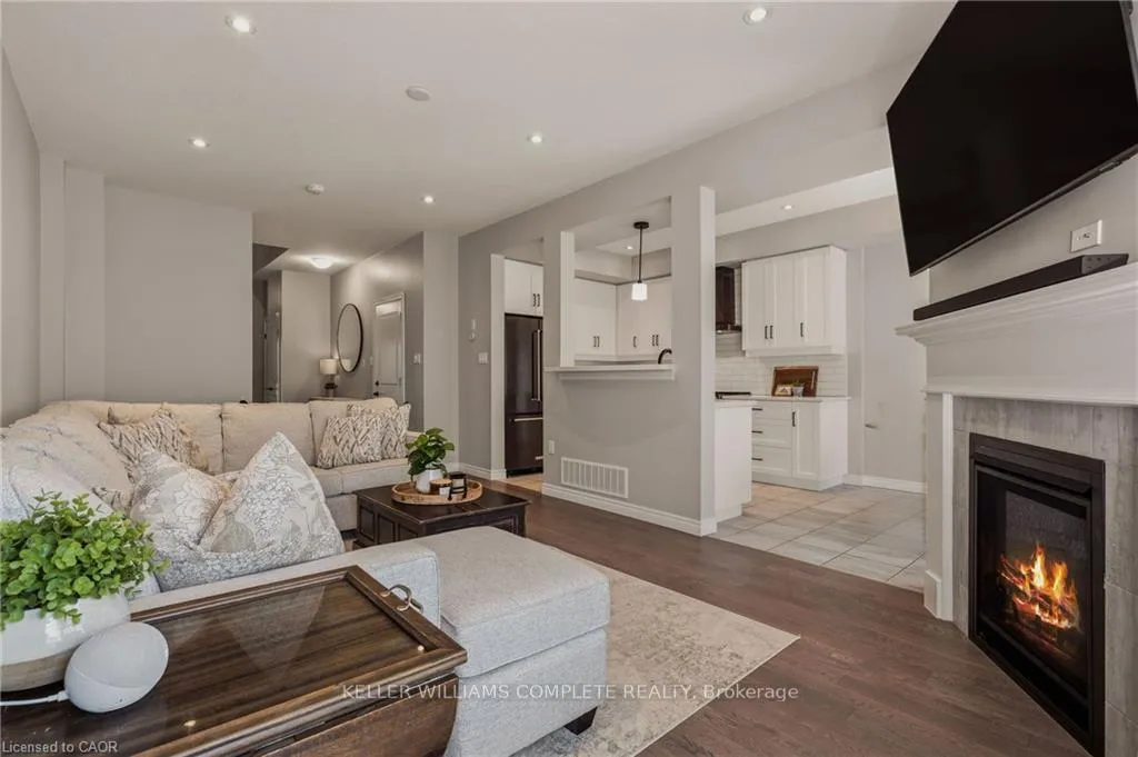 Photo 9 of 81 Beasley Grove, Hamilton, Meadowlands — HOMEH