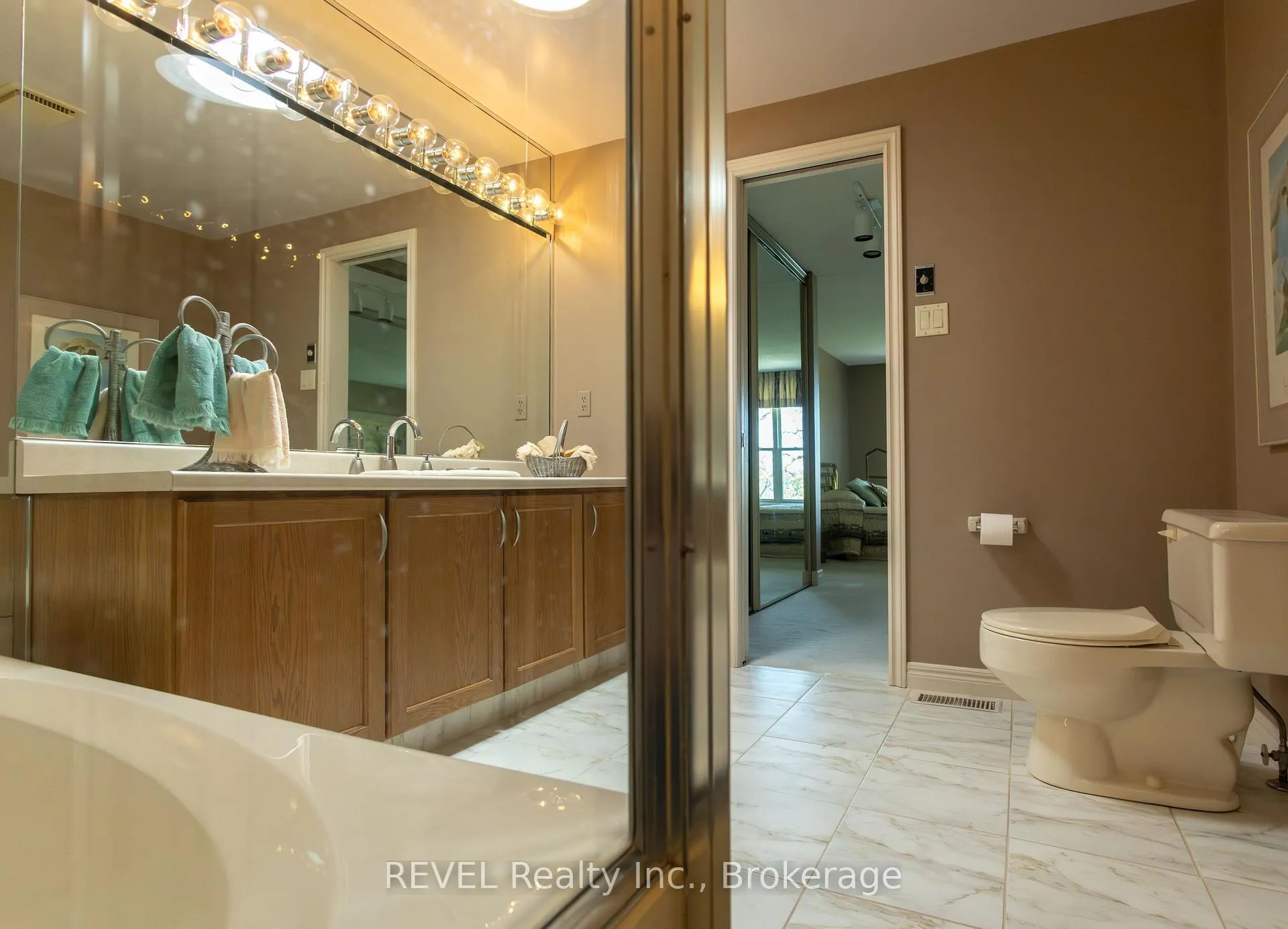 Photo 17 of Unit 23, 5 Carn Castle Gate, St. Catharines, Lakeshore — HOMEH