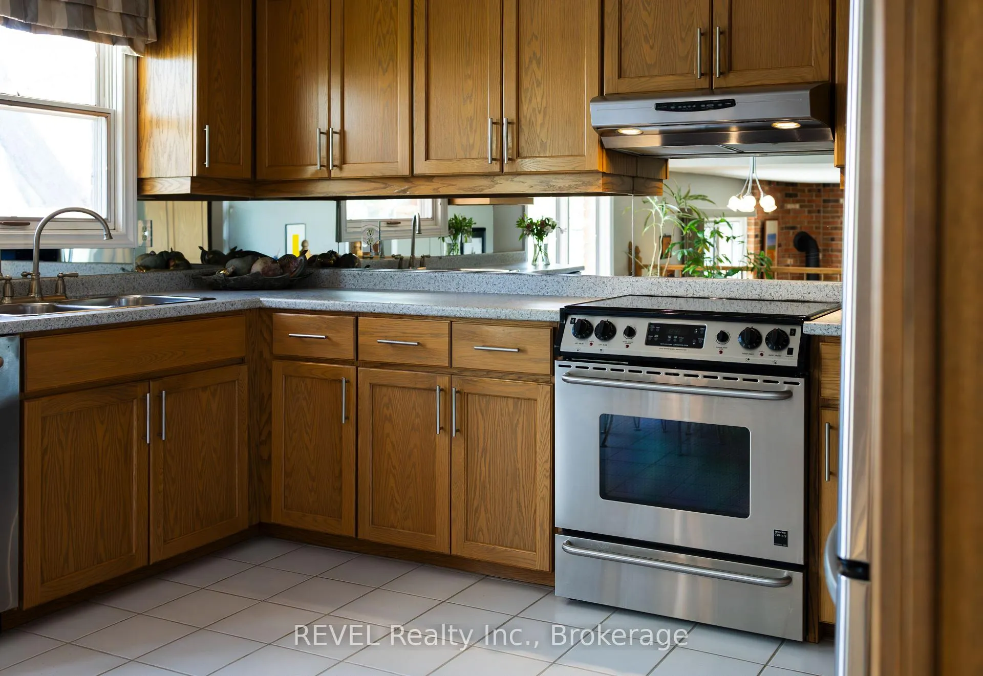 Photo 26 of Unit 23, 5 Carn Castle Gate, St. Catharines, Lakeshore — HOMEH