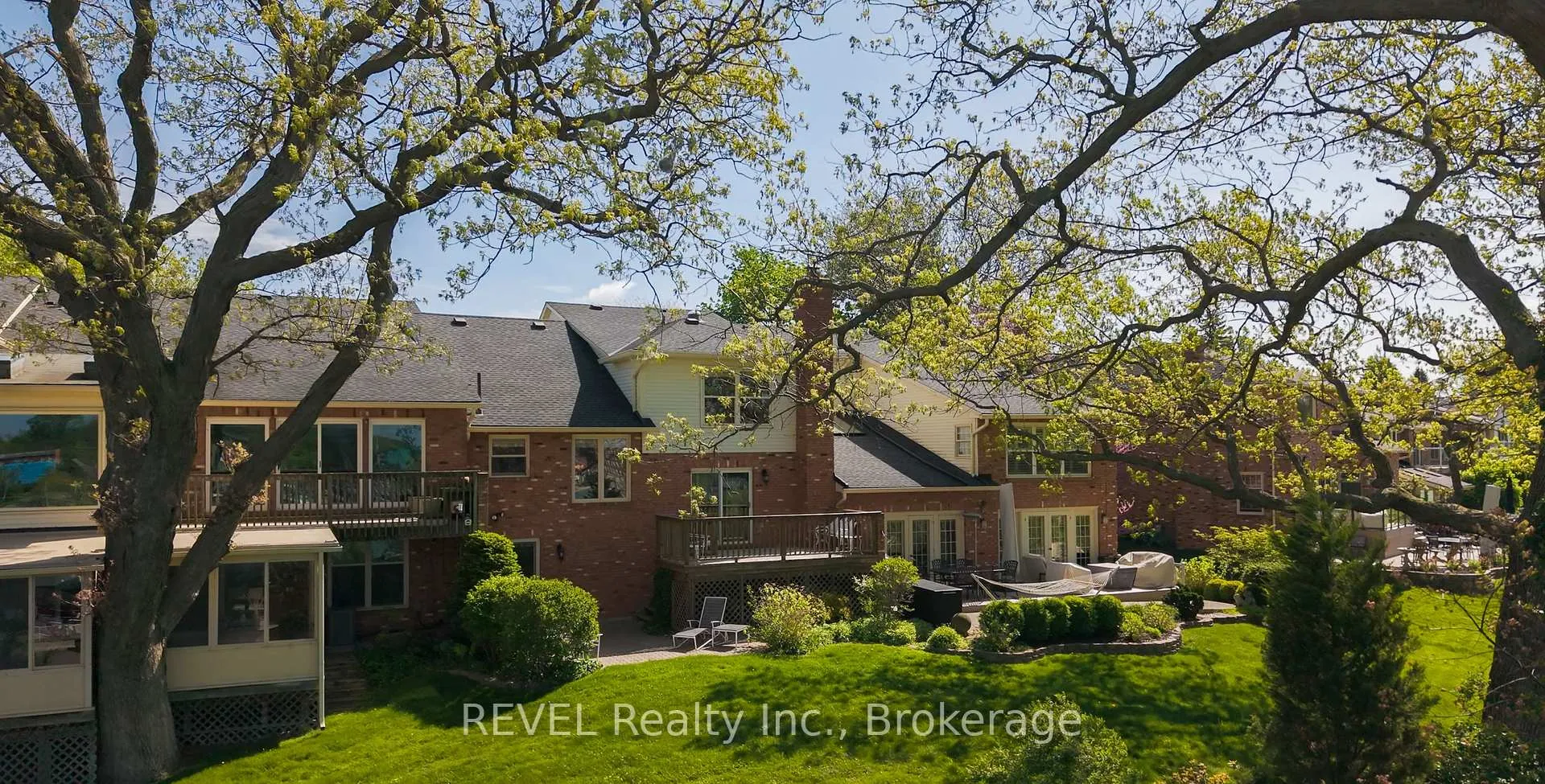 Photo 1 of Unit 23, 5 Carn Castle Gate, St. Catharines, Lakeshore — HOMEH