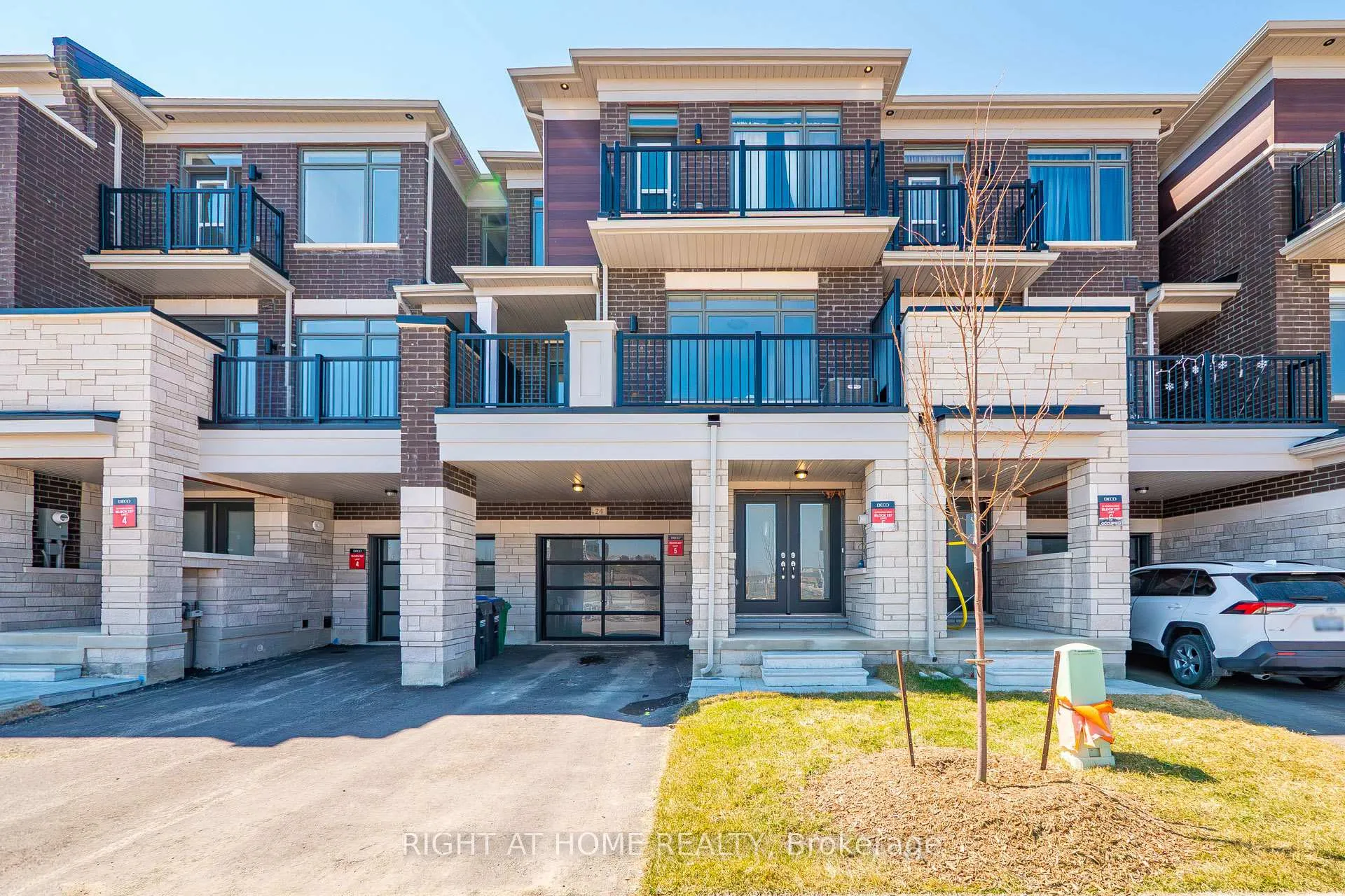 Photo 1 of 24 Monreau Drive, Brampton, Northwest Brampton — HOMEH