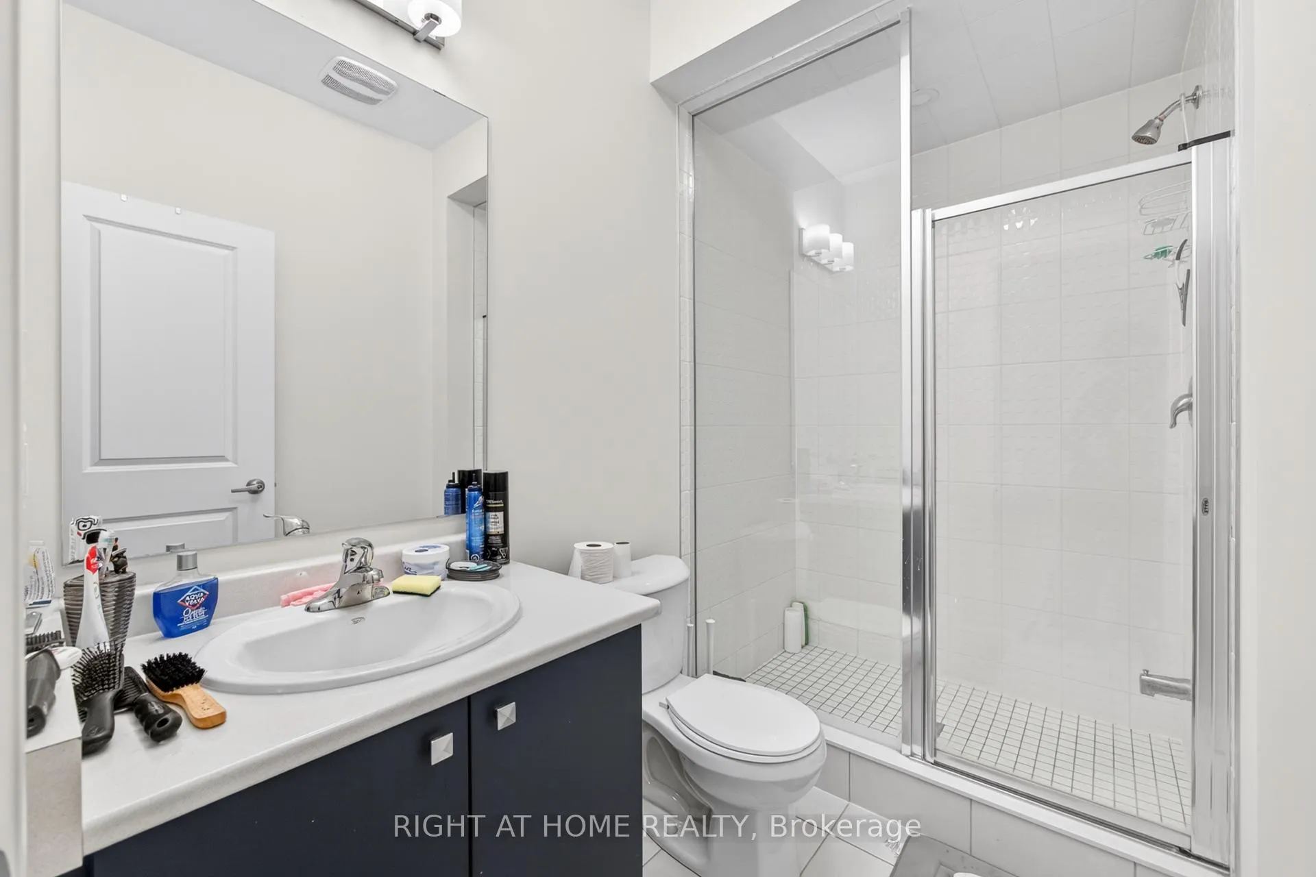 Photo 10 of 24 Monreau Drive, Brampton, Northwest Brampton — HOMEH