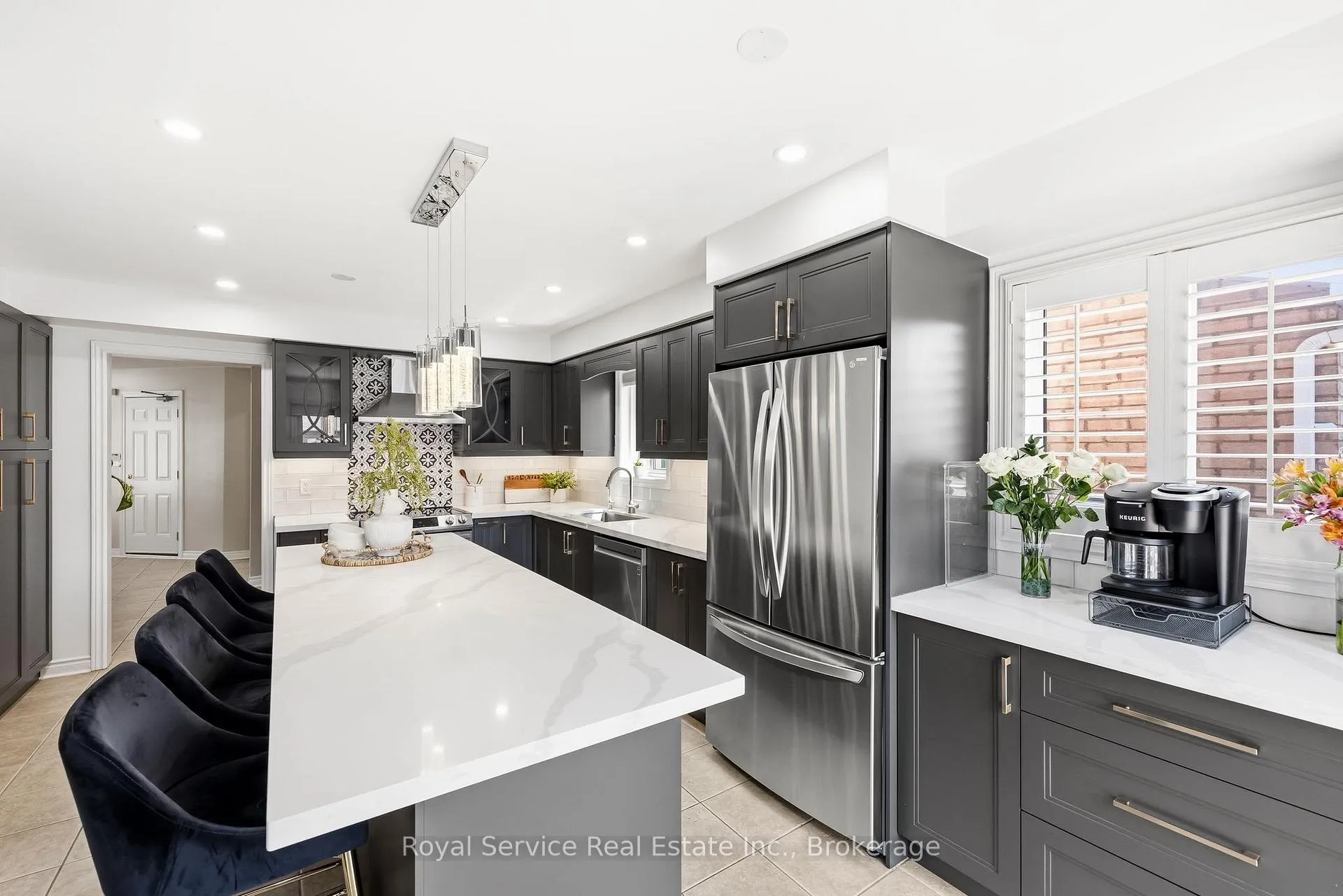 Photo 15 of 101 Rich Crescent, Whitby, Williamsburg — HOMEH