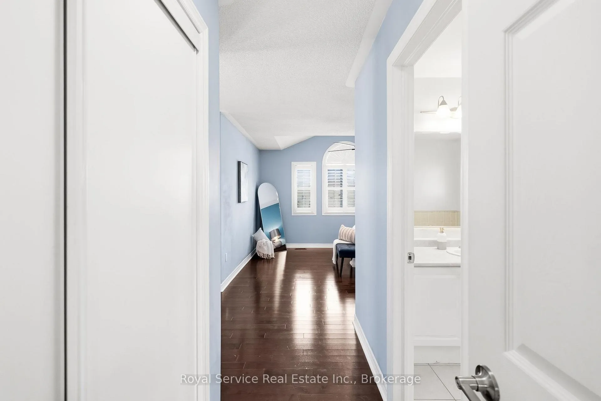 Photo 23 of 101 Rich Crescent, Whitby, Williamsburg — HOMEH