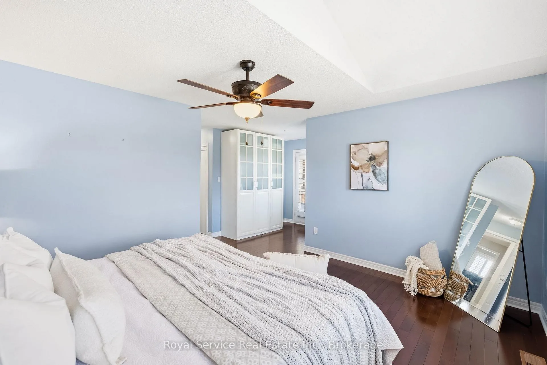 Photo 25 of 101 Rich Crescent, Whitby, Williamsburg — HOMEH