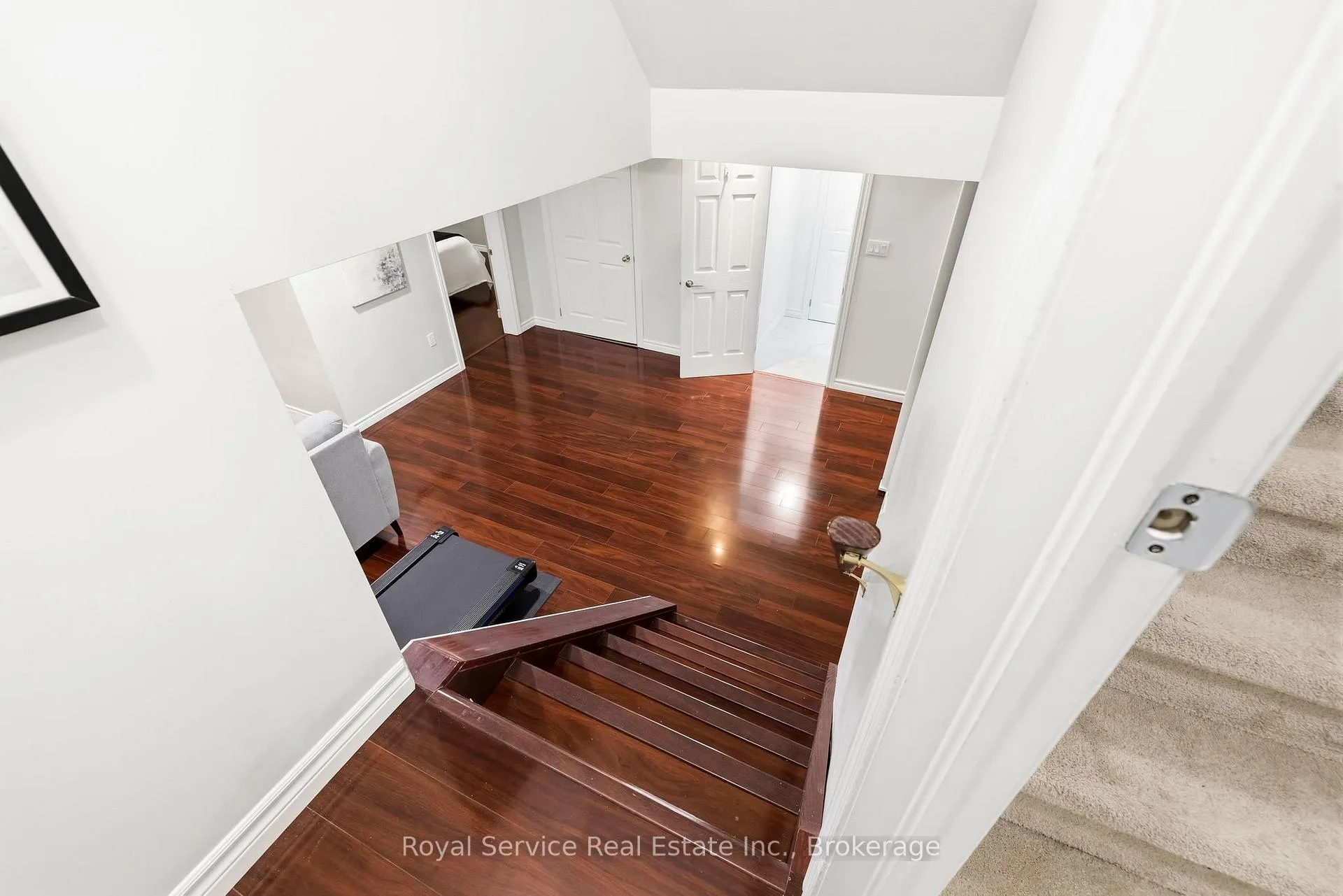 Photo 31 of 101 Rich Crescent, Whitby, Williamsburg — HOMEH