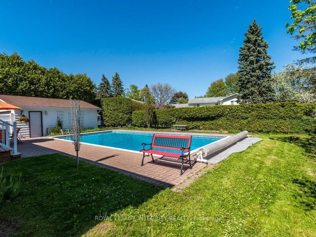 Photo 32 of 55 Overlake Drive, Ottawa, Borden Farm/Stewart Farm/Carleton Heights/Parkwood Hills — HOMEH