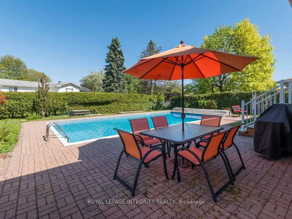 Photo 37 of 55 Overlake Drive, Ottawa, Borden Farm/Stewart Farm/Carleton Heights/Parkwood Hills — HOMEH
