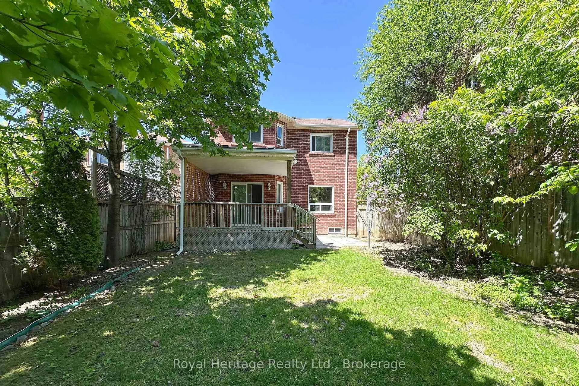 Photo 22 of 27 Furrow Drive, Whitby, Rolling Acres — HOMEH